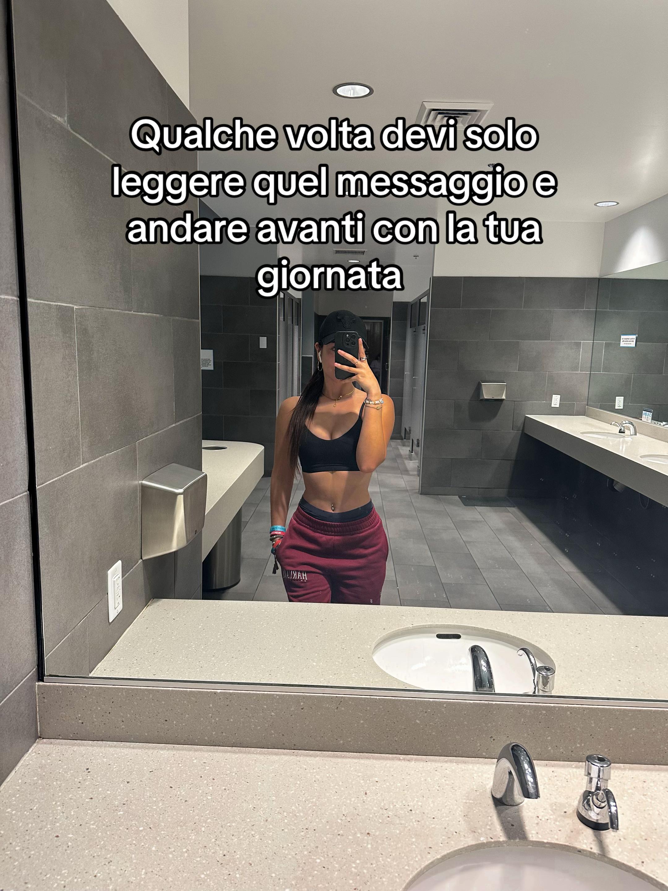 @Vanessa Sinatra🇺🇸