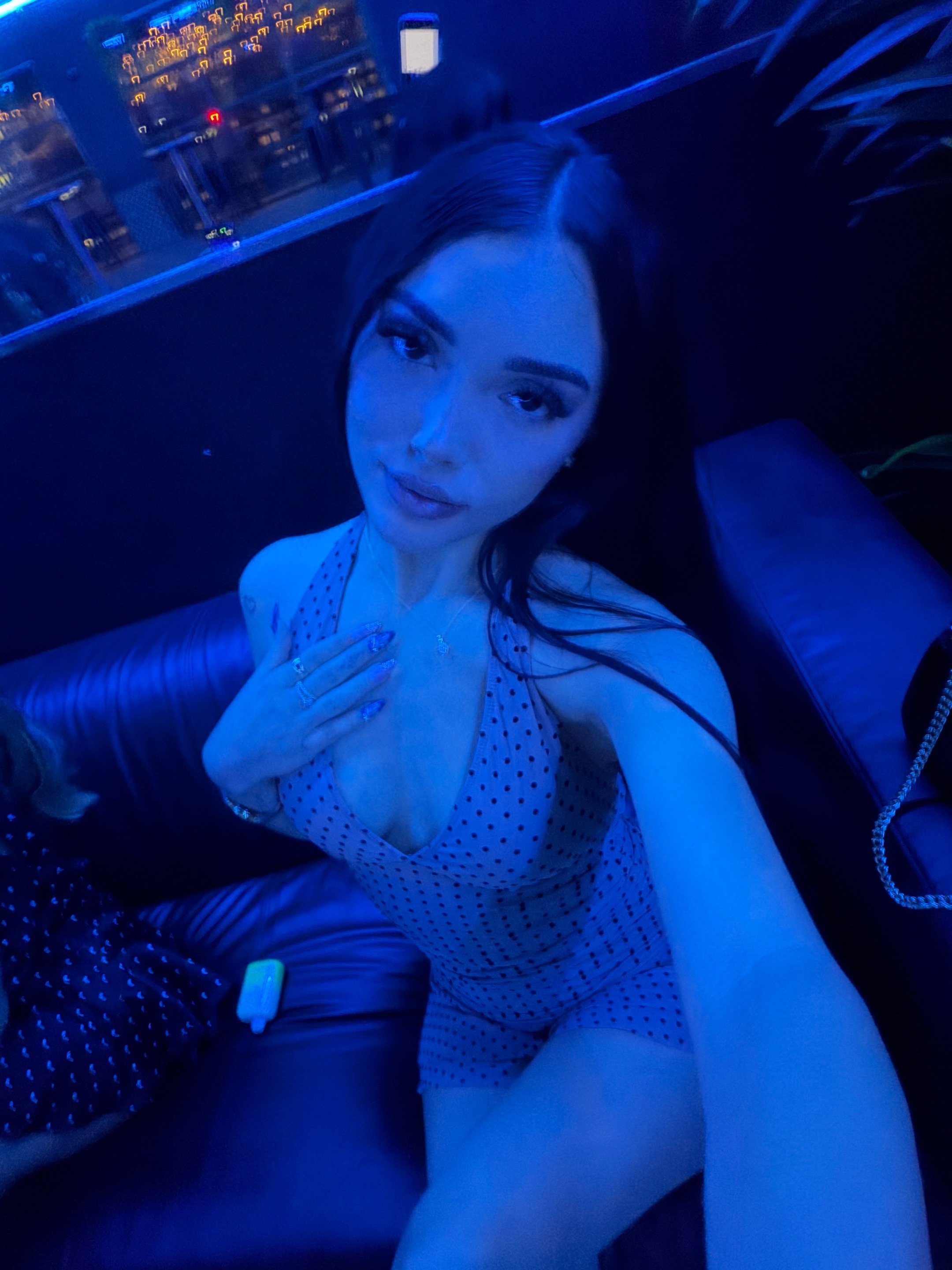 @whostaiana