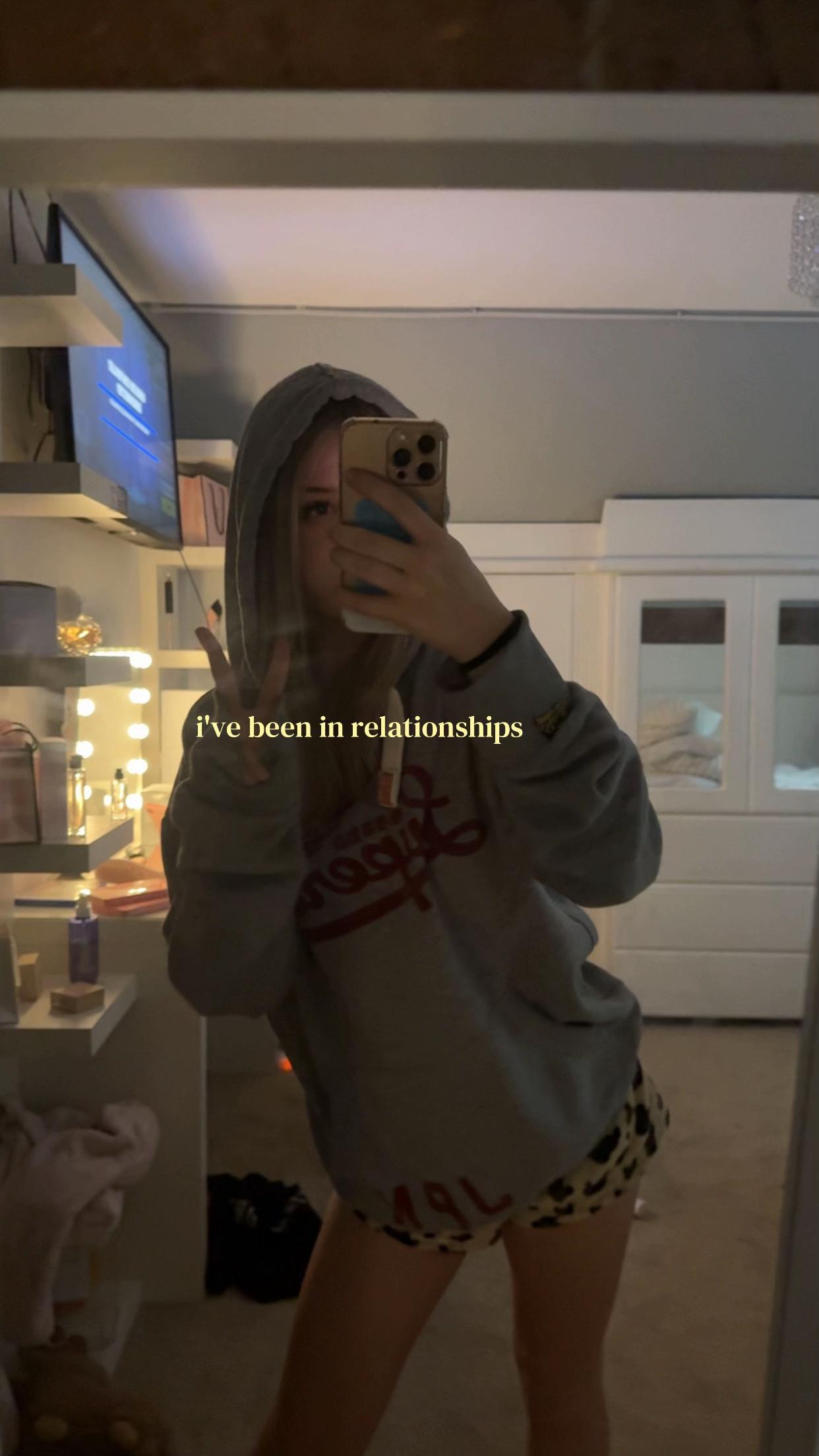 @𝓲𝔃𝔃𝔂 💫