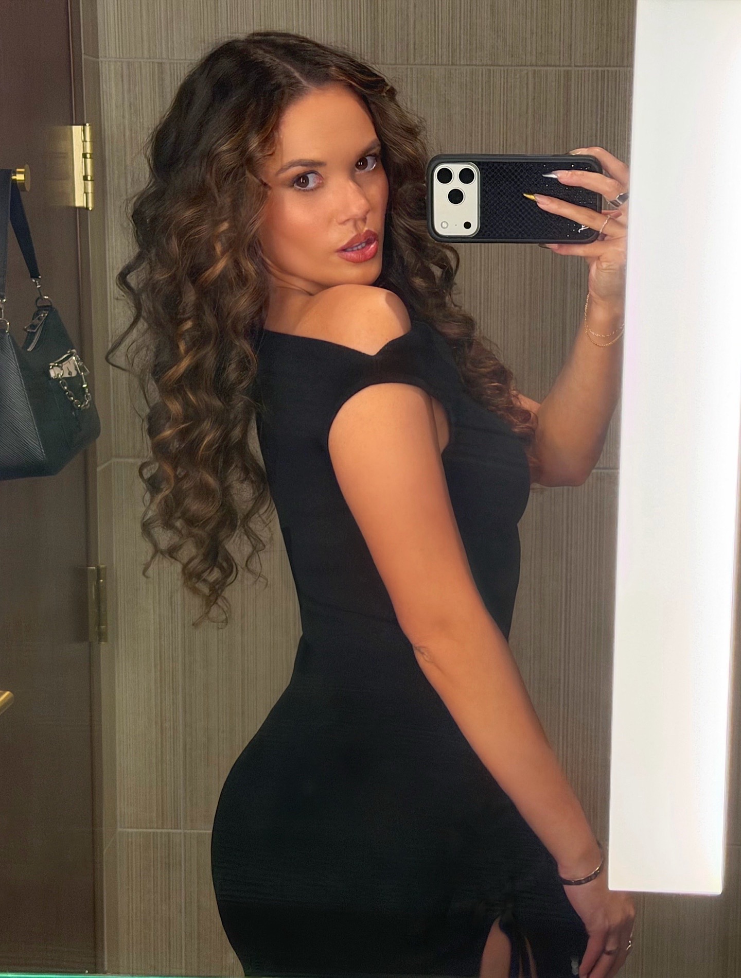 @DMANIACK