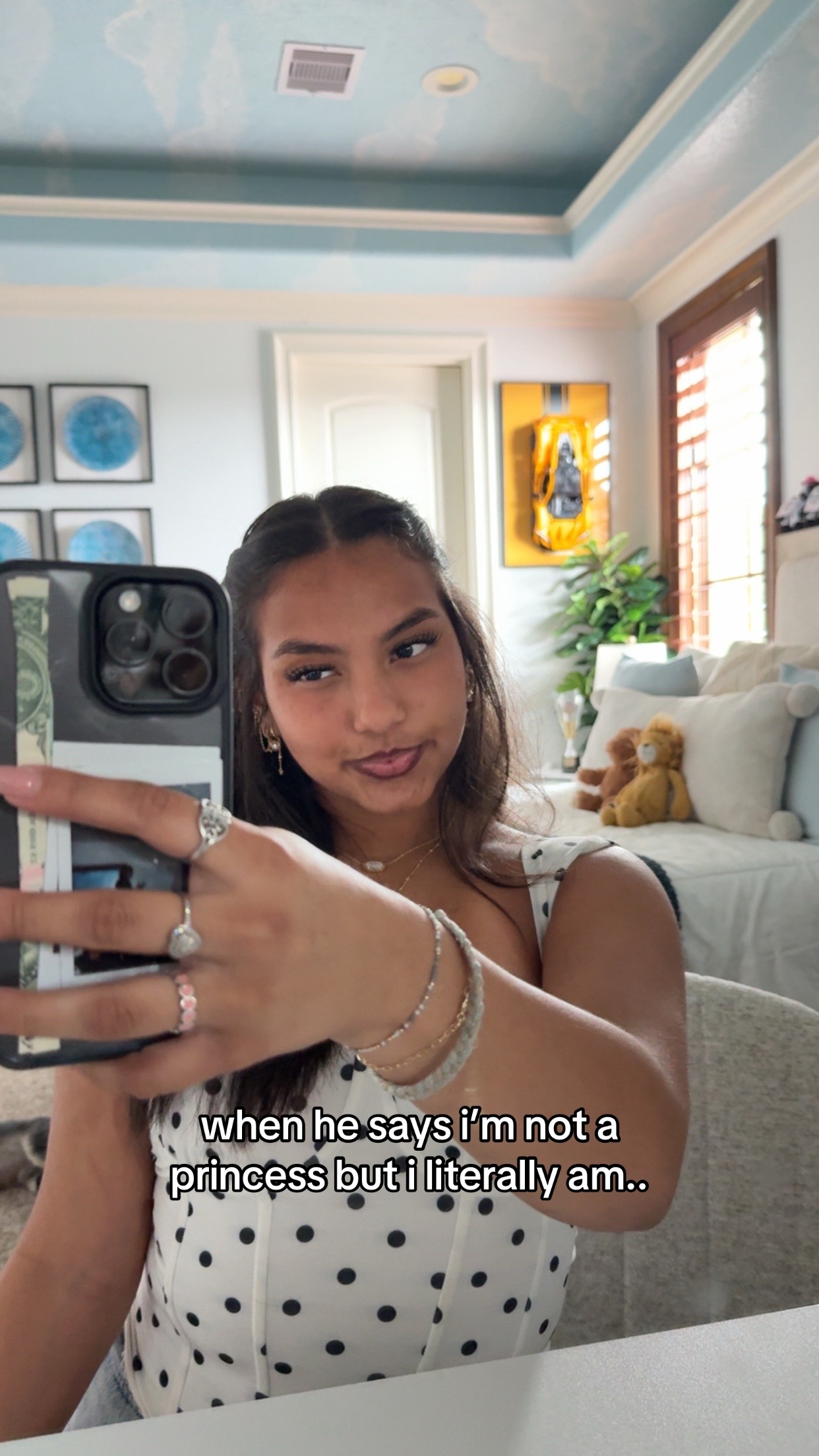 @𝔰𝔬𝔭𝔥𝔦𝔞 𝔷𝔢𝔯𝔪𝔢𝔫𝔬