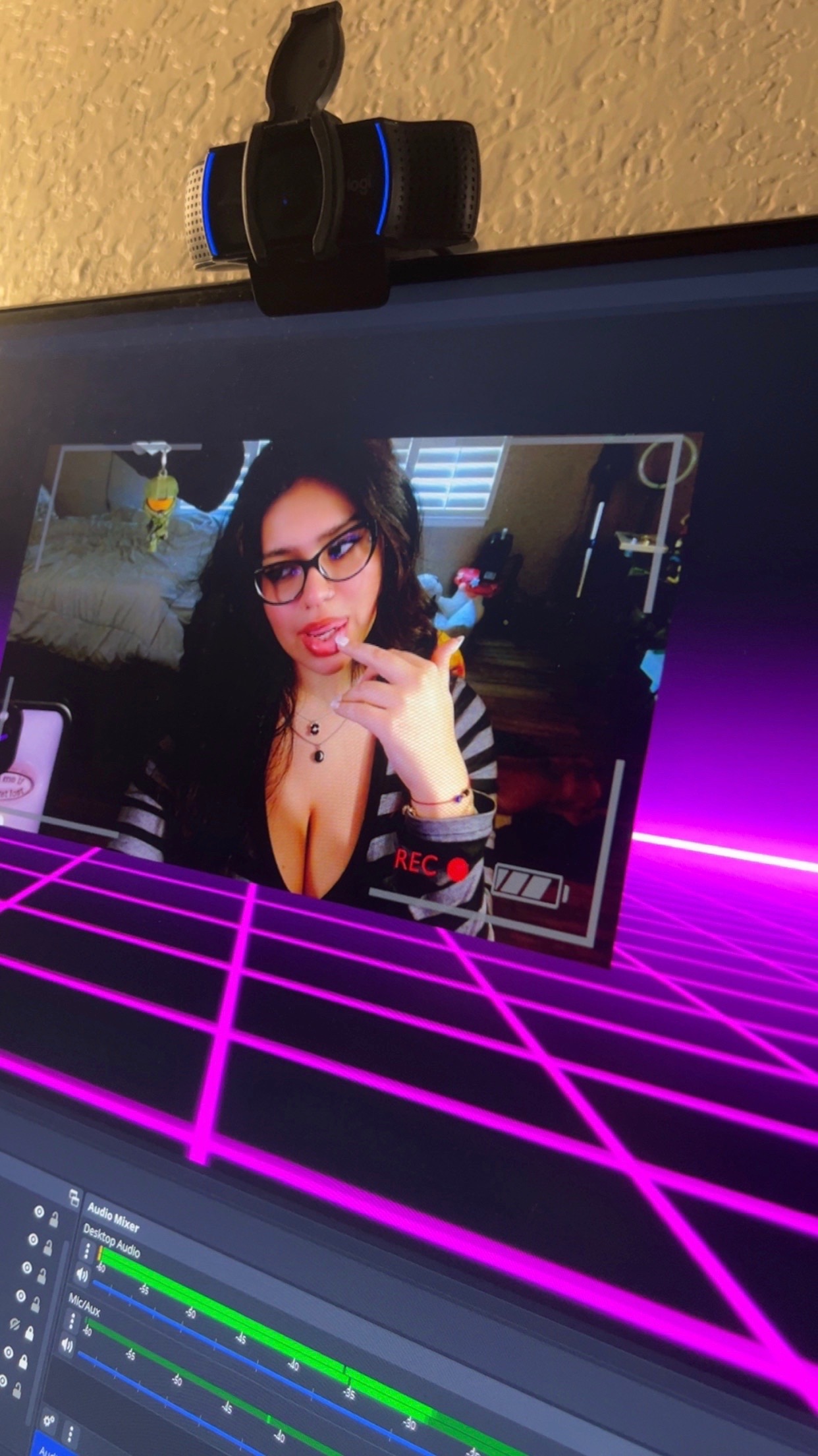 @variousjackiee