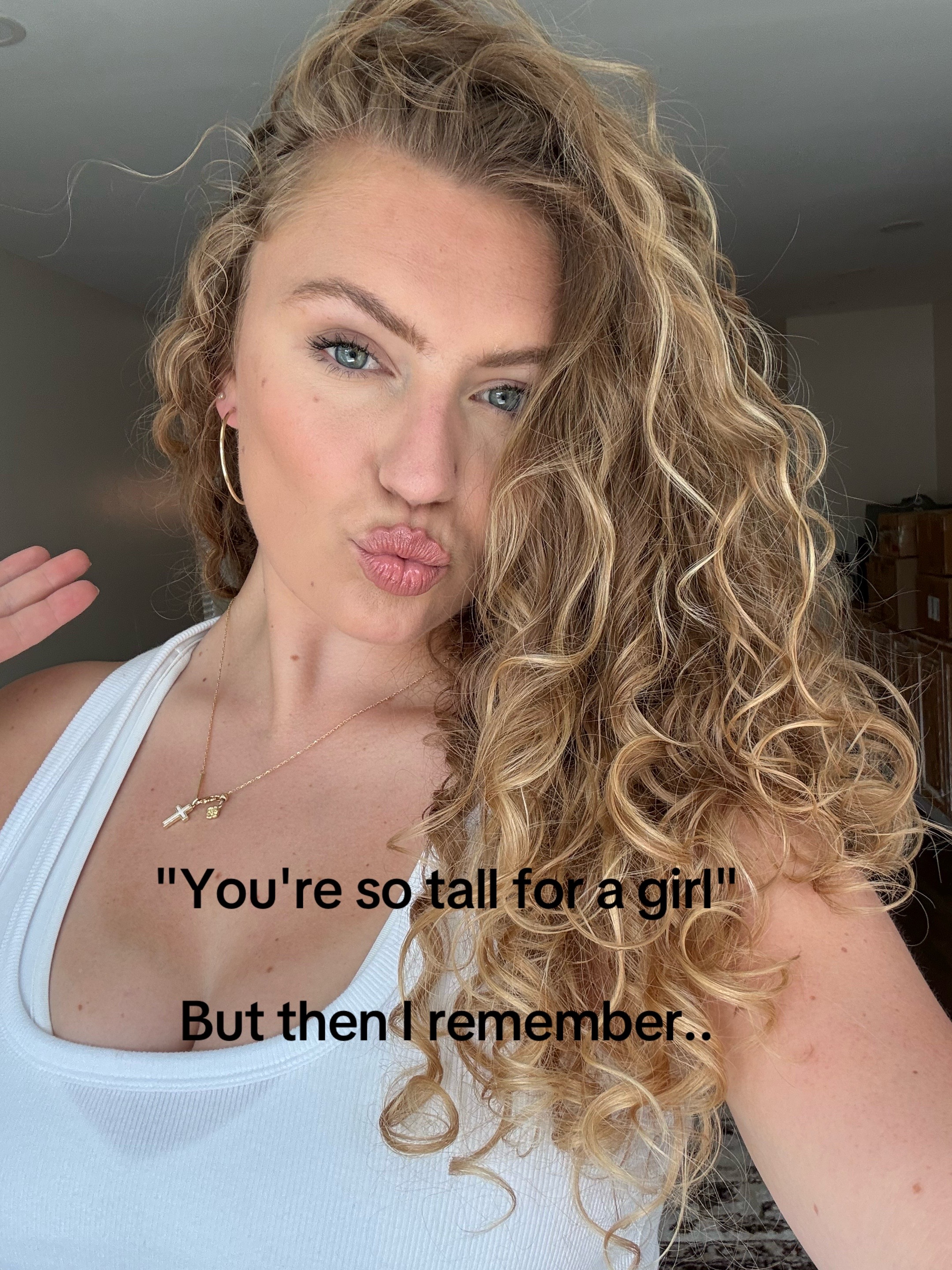 @Alex ✨