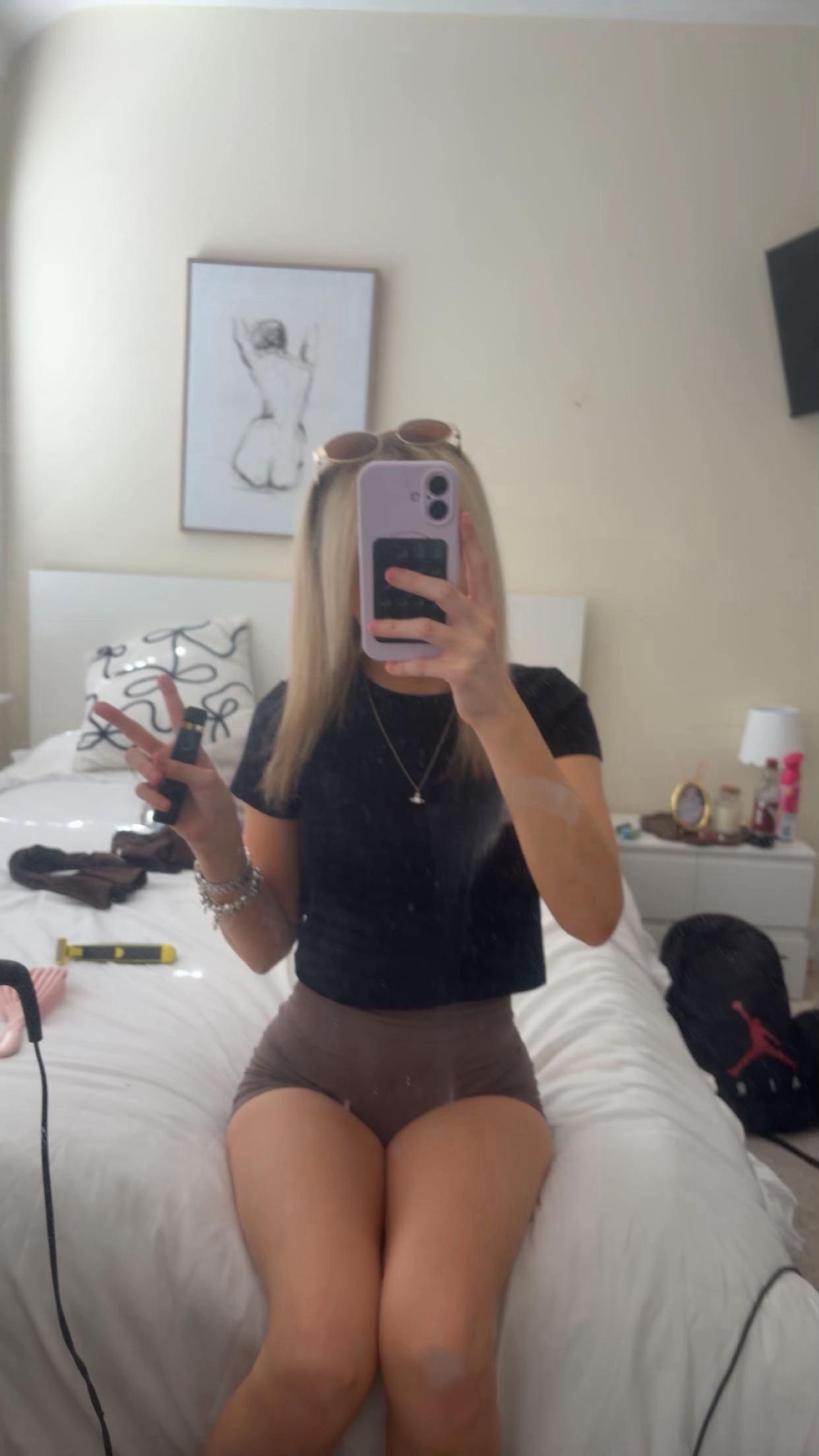 @ava olivia