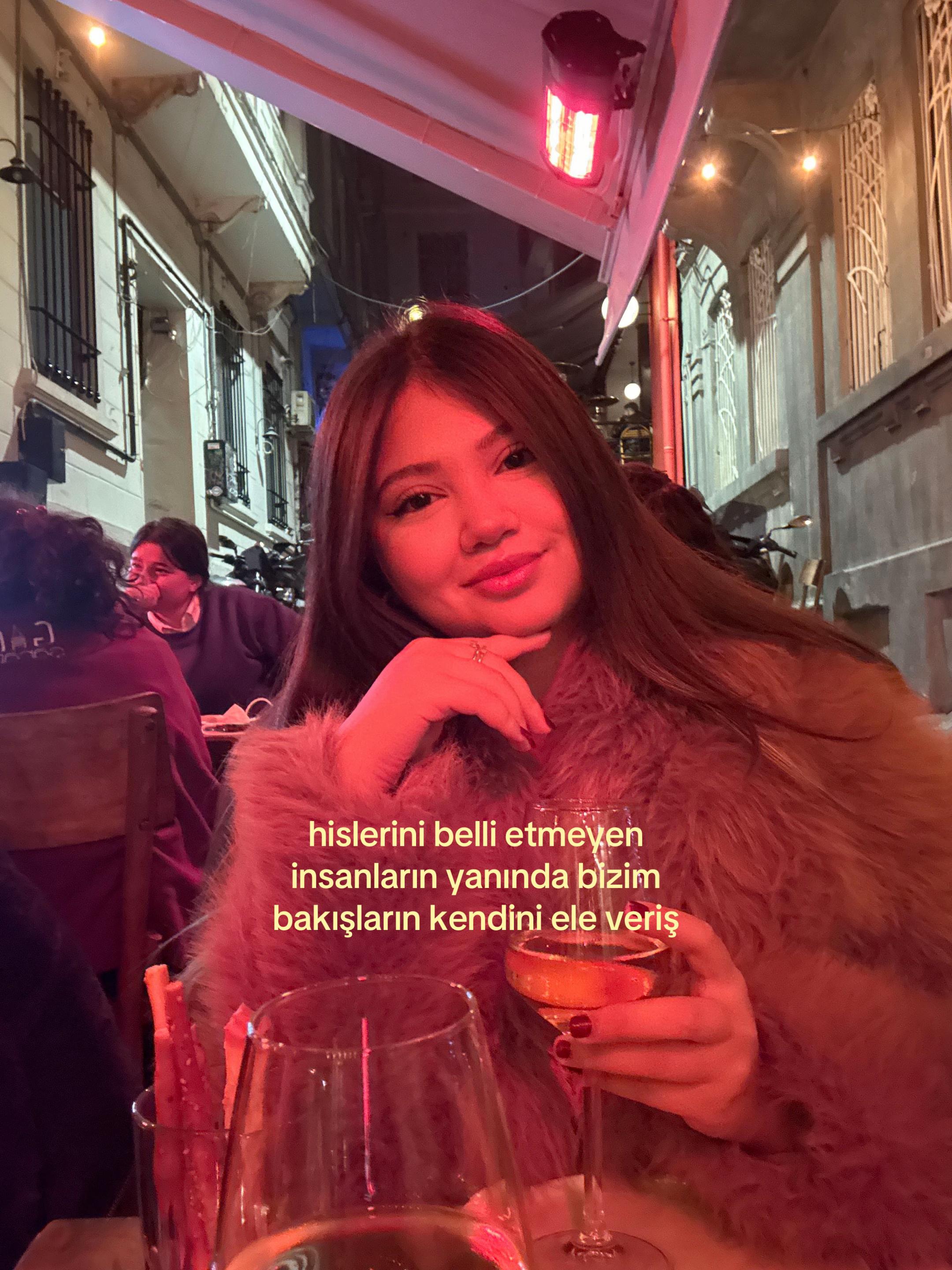 @Tuğ&ccedil;e⋆˚ ｡🦢𐙚 ｡ ˚⋆