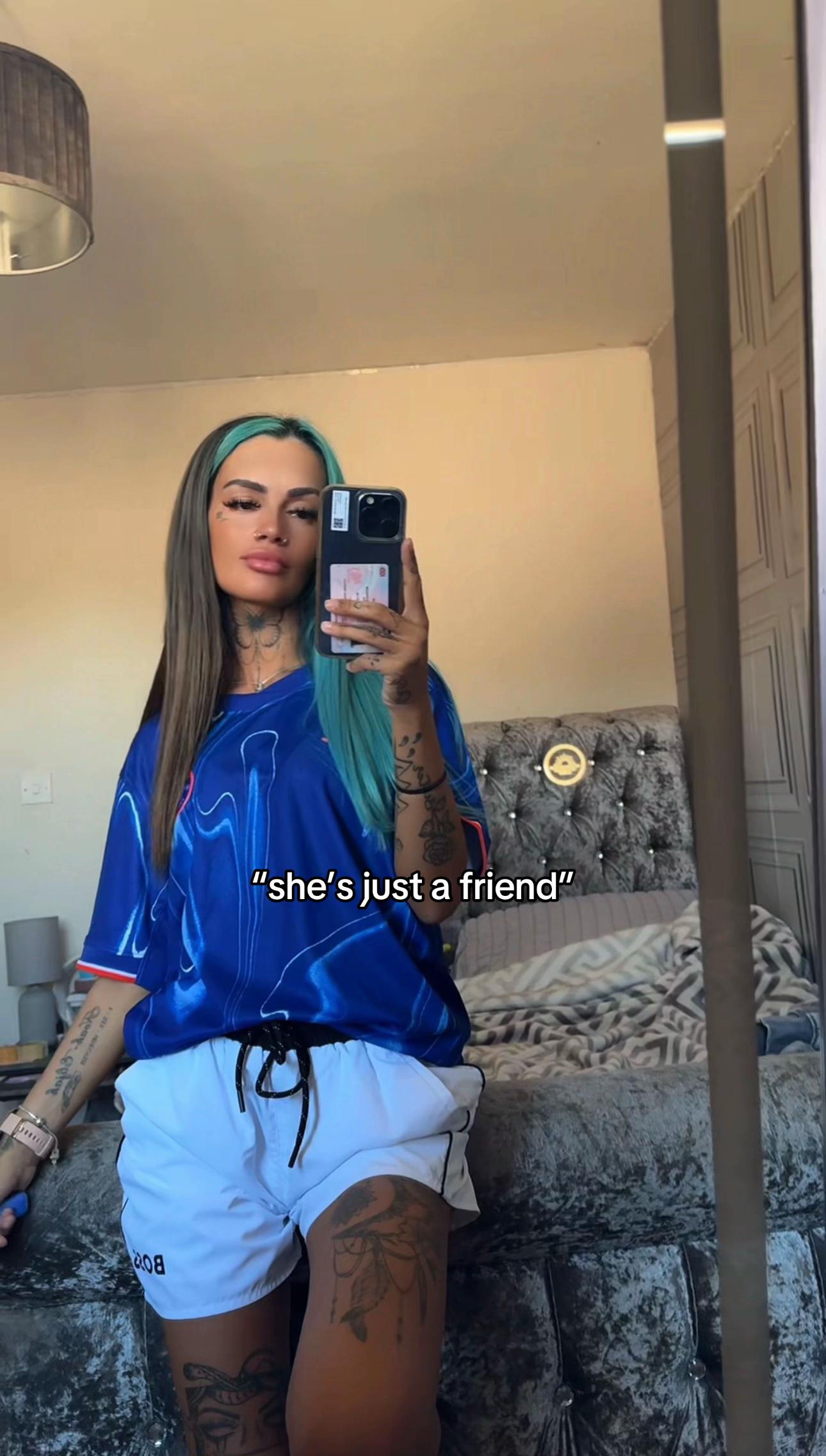 @Lauren-Jade🍒