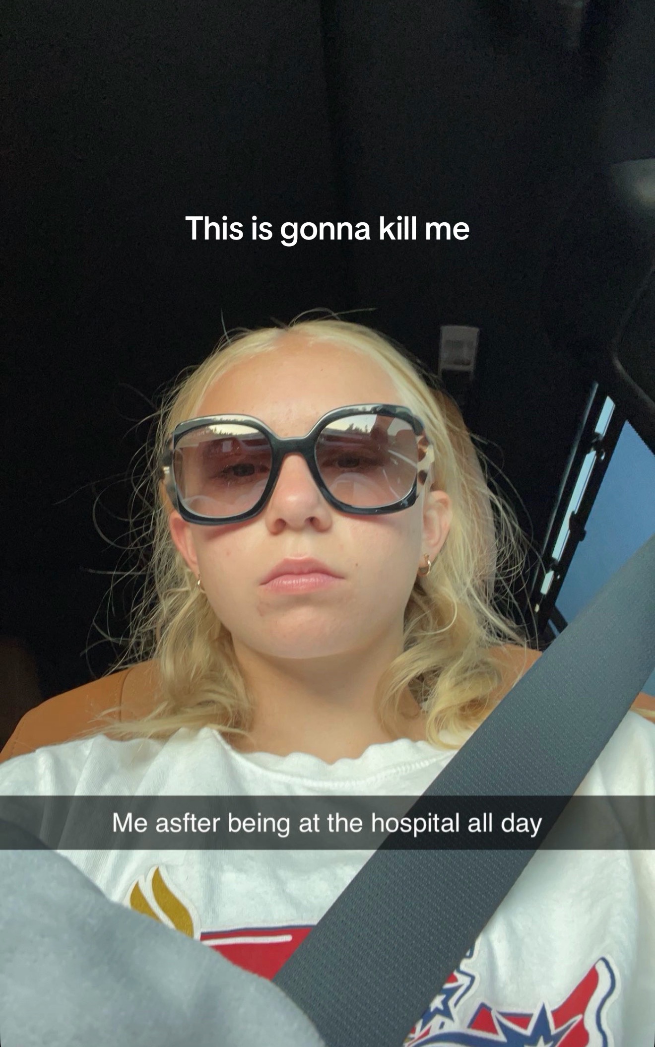 @???