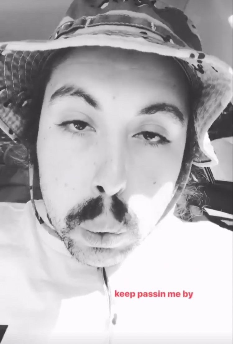 @johnny🧻