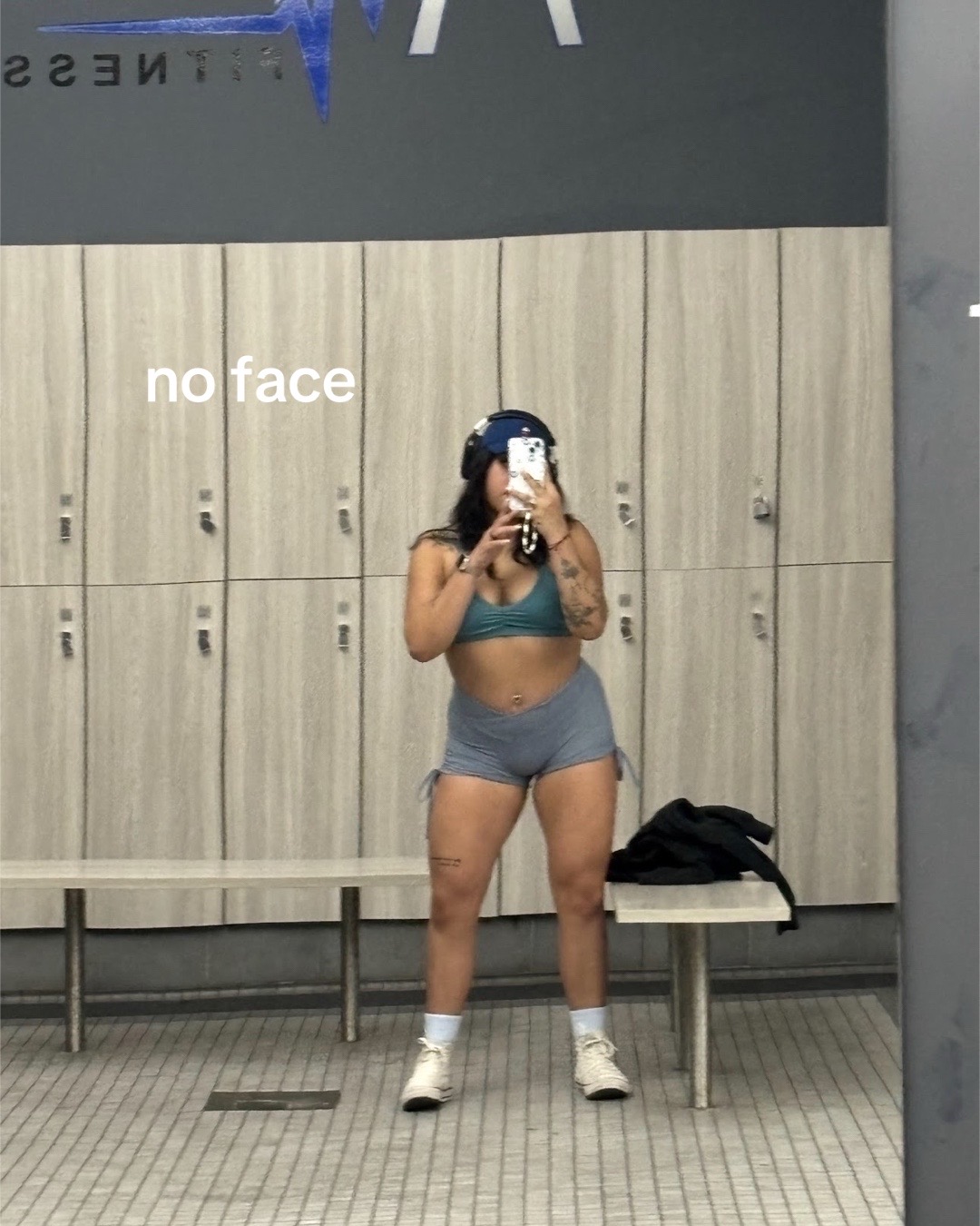 @🧸