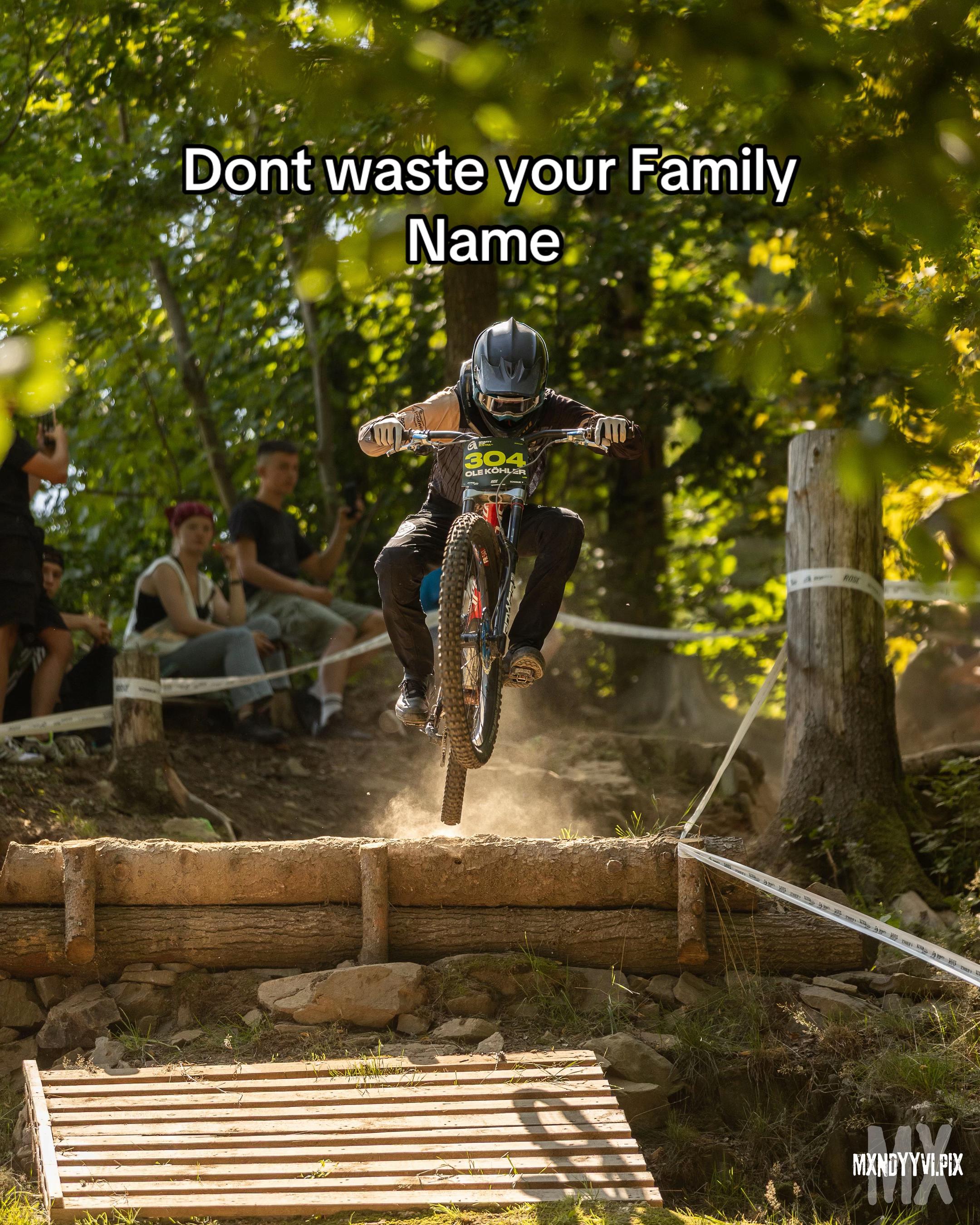 @downhill.ole