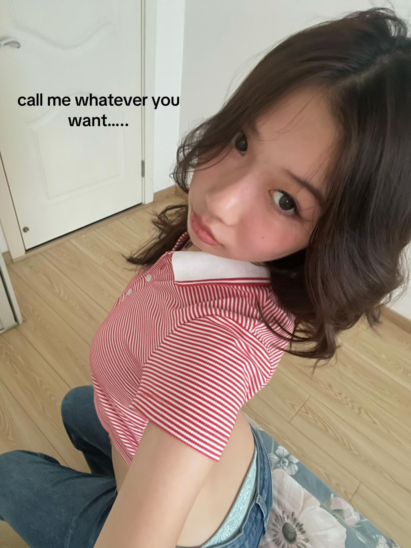 @由由
