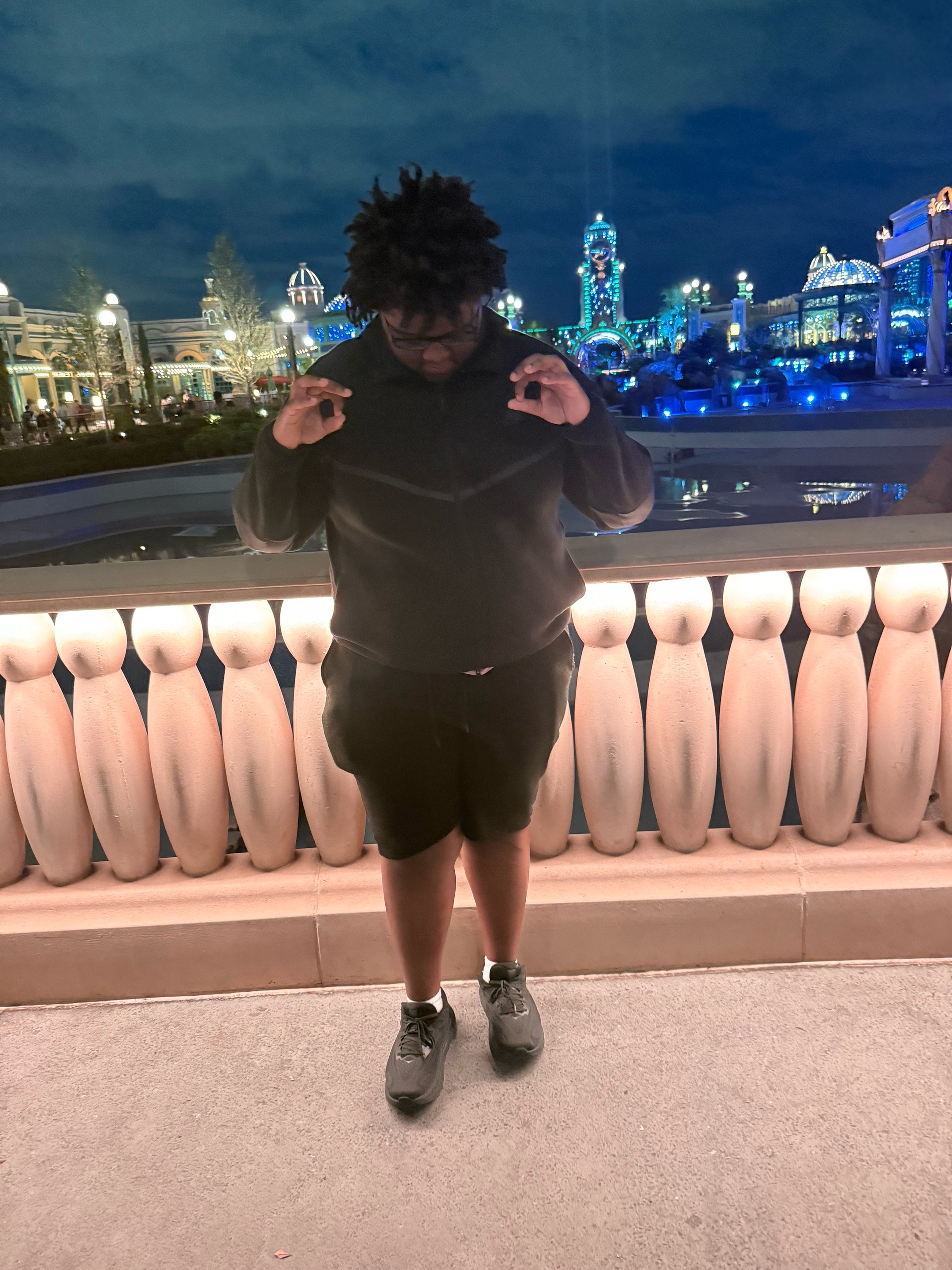 @frostyxwrld