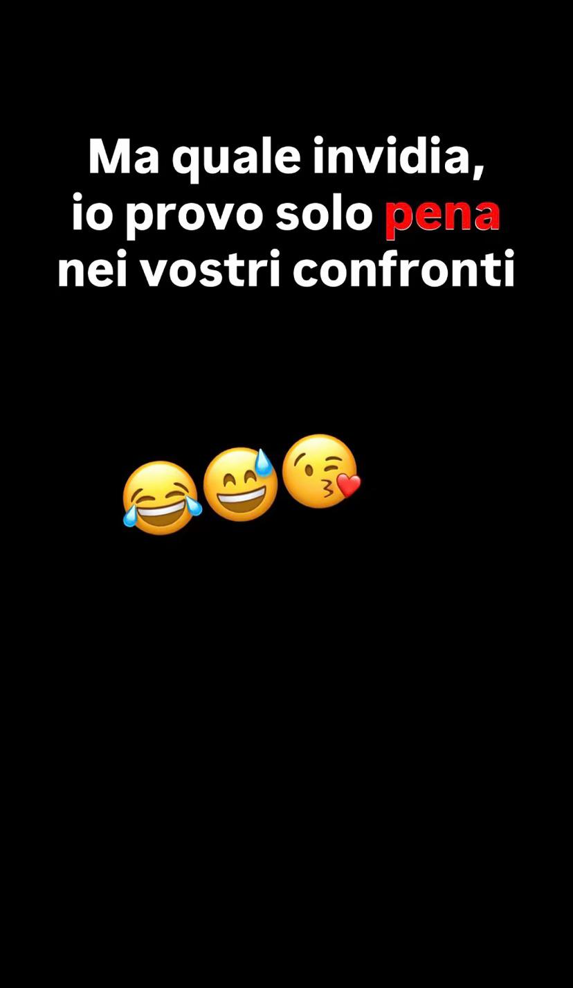 @🎭
