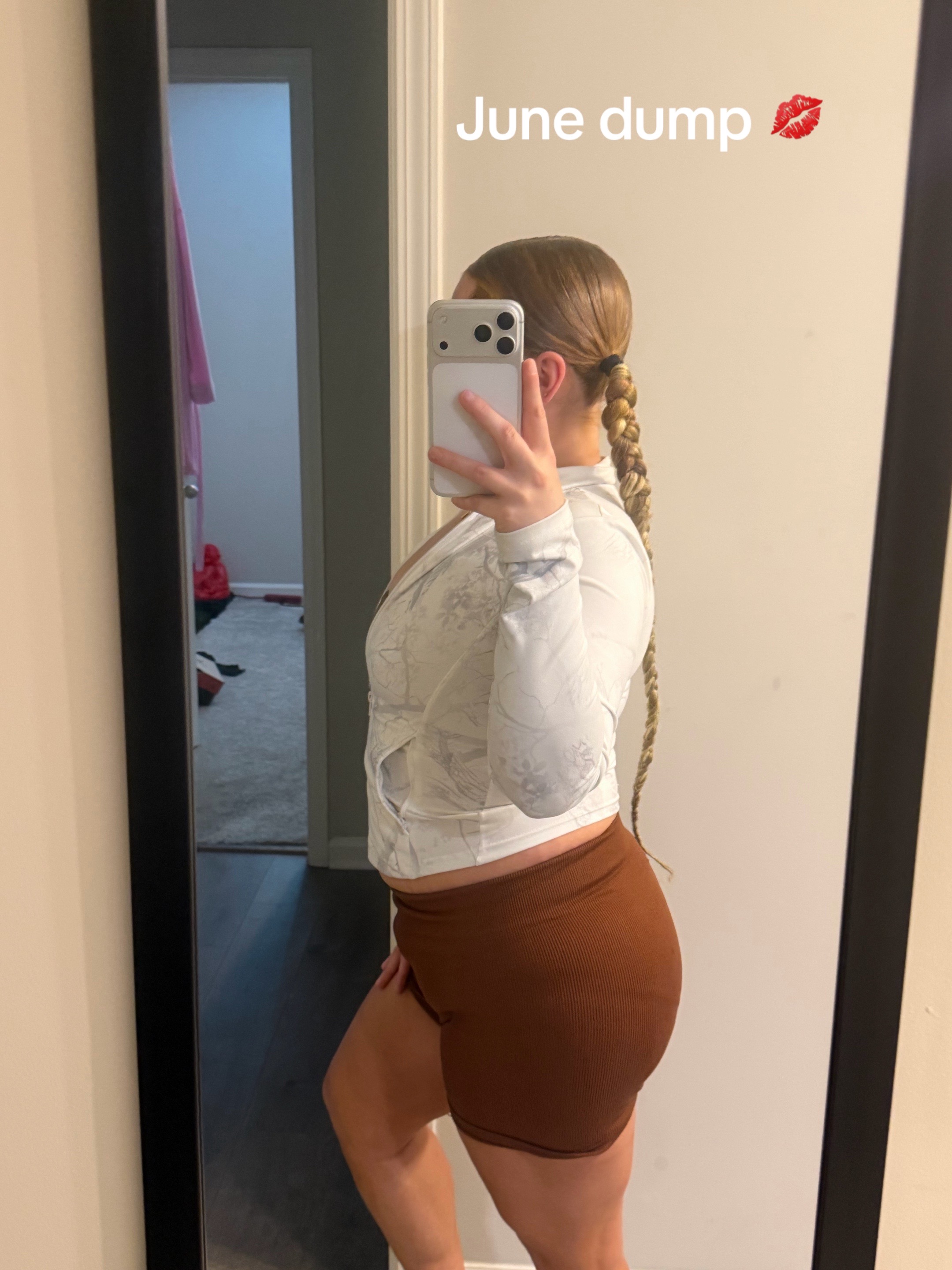 @theyhateliz_