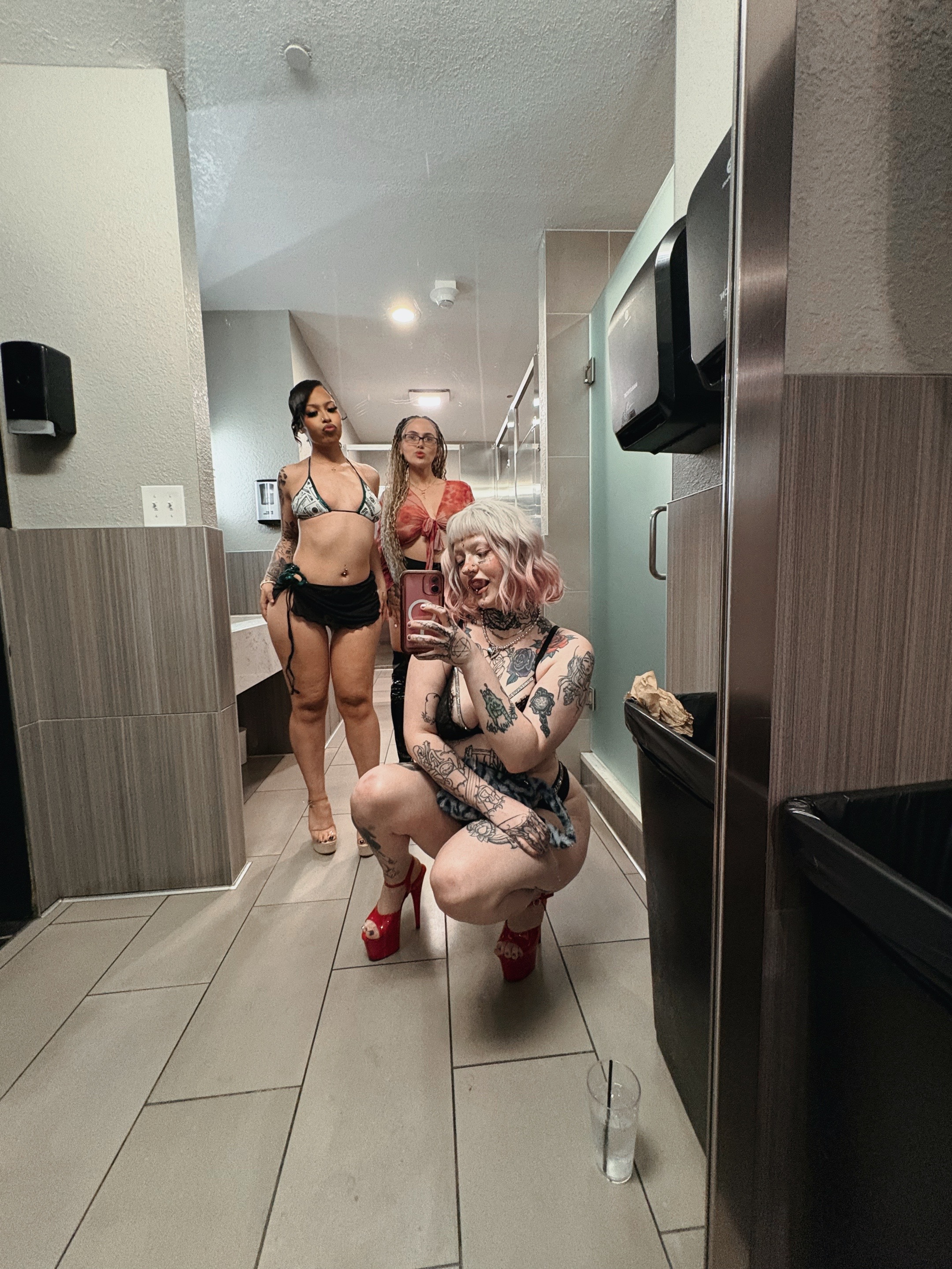 @Eden ⁺‧₊˚ ཐི⋆♱⋆ཋྀ ˚₊‧⁺