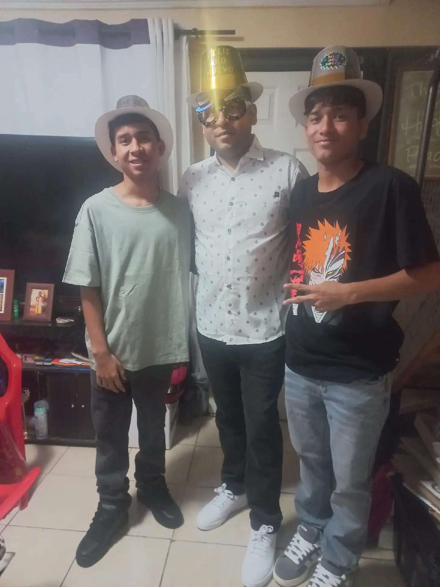 @Rafael Romero🇻🇪🇨🇱