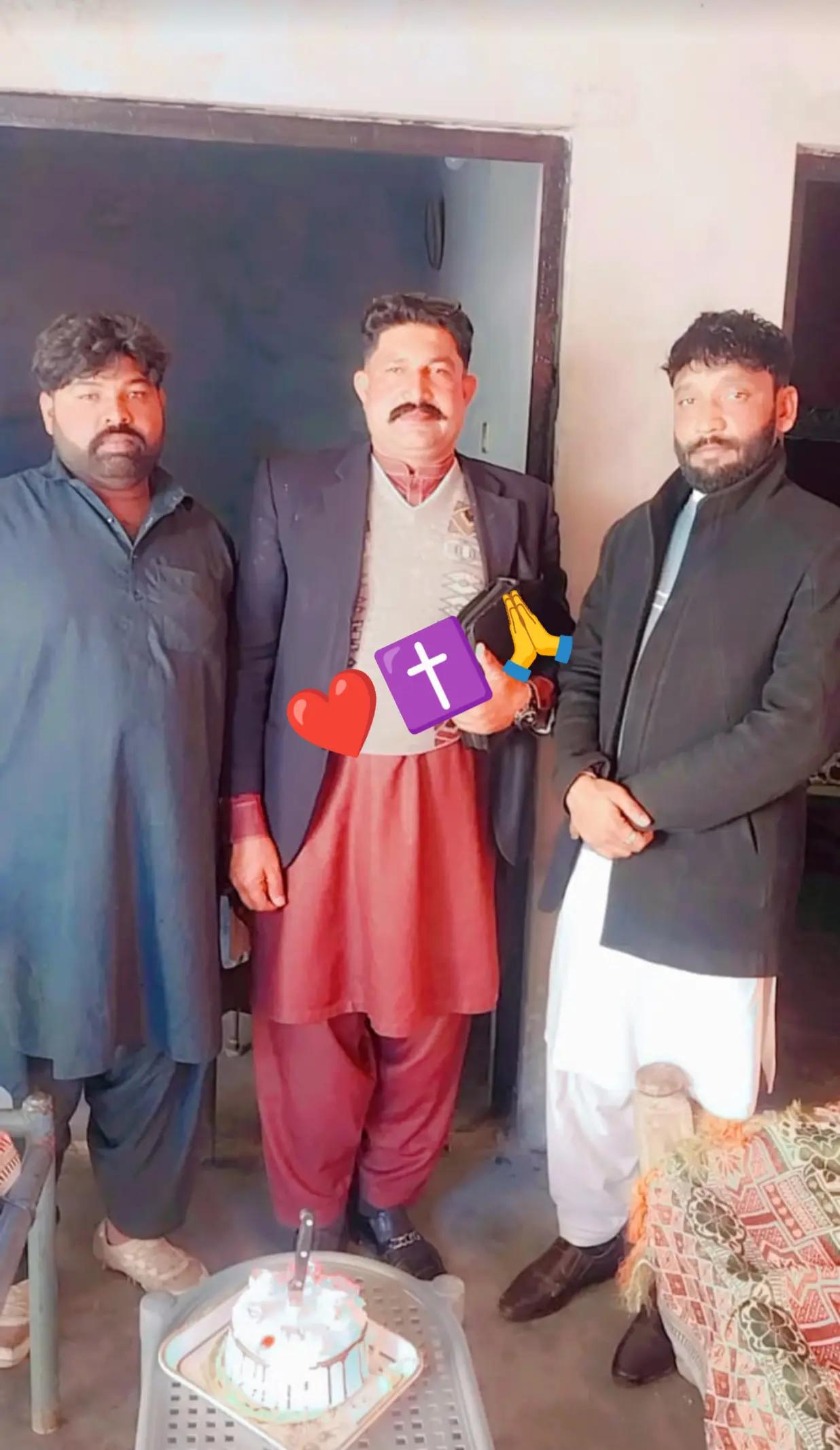 @Bashrat Bhatti 752