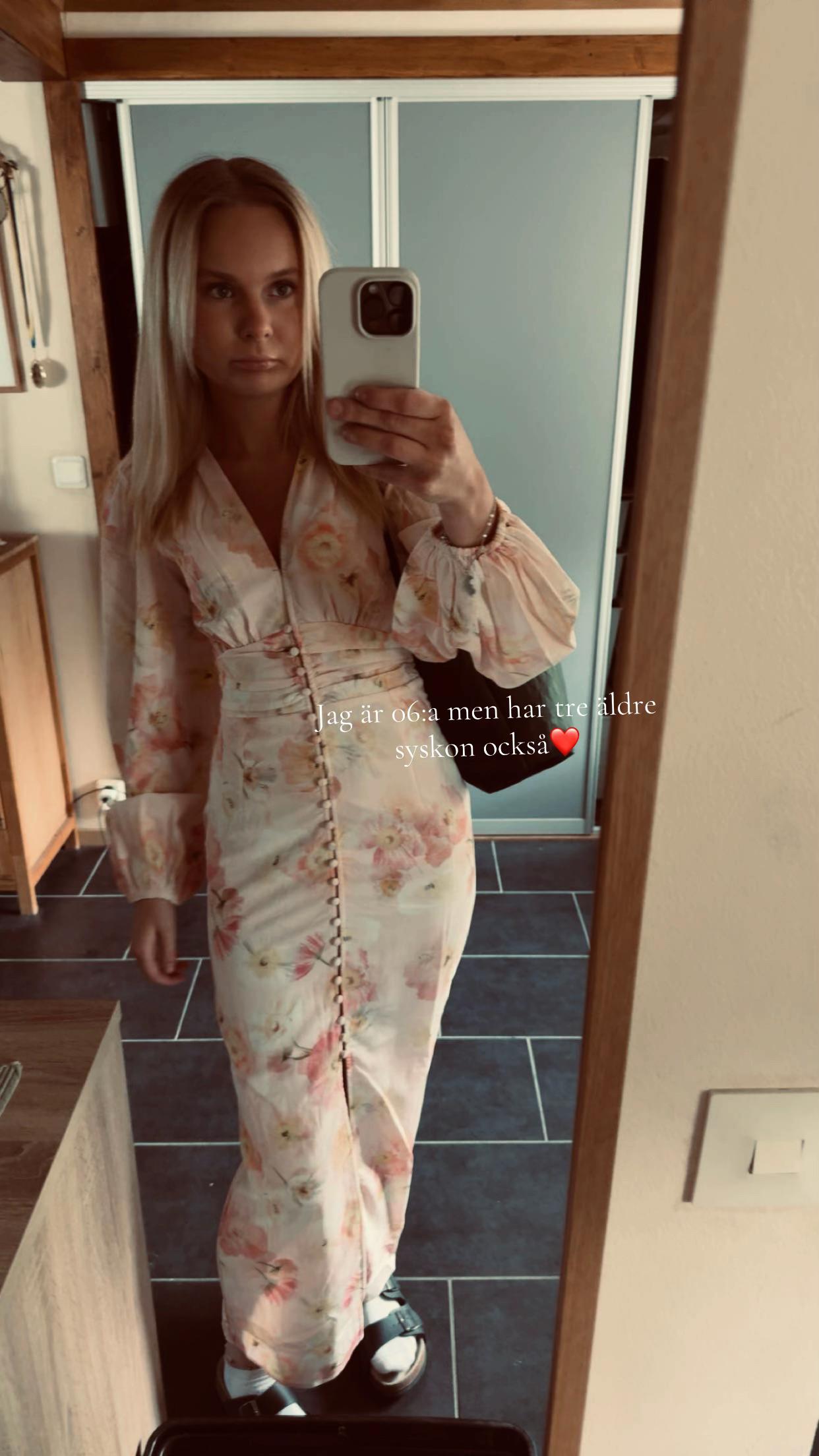 @Evelinaaa🎀