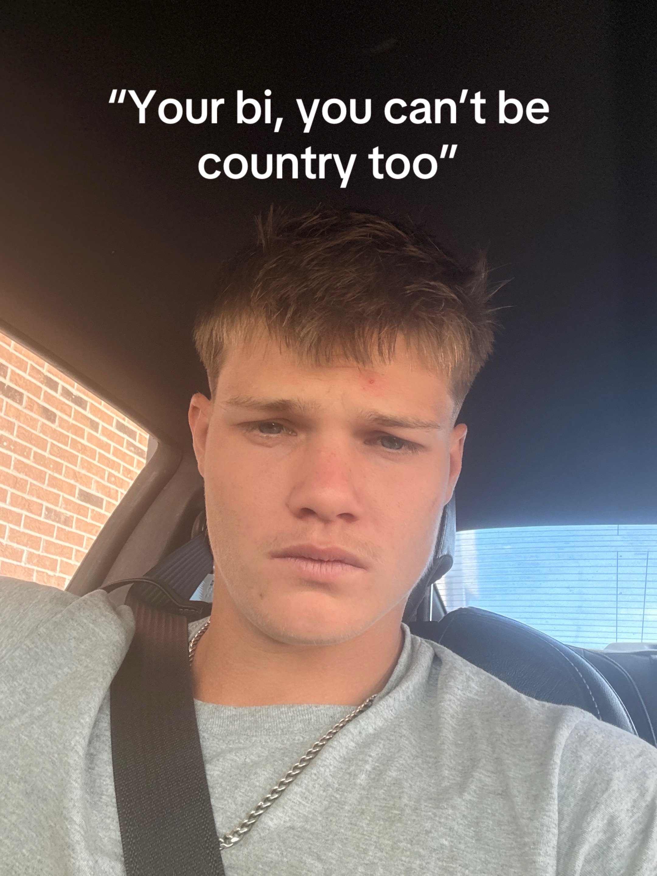 @dustin