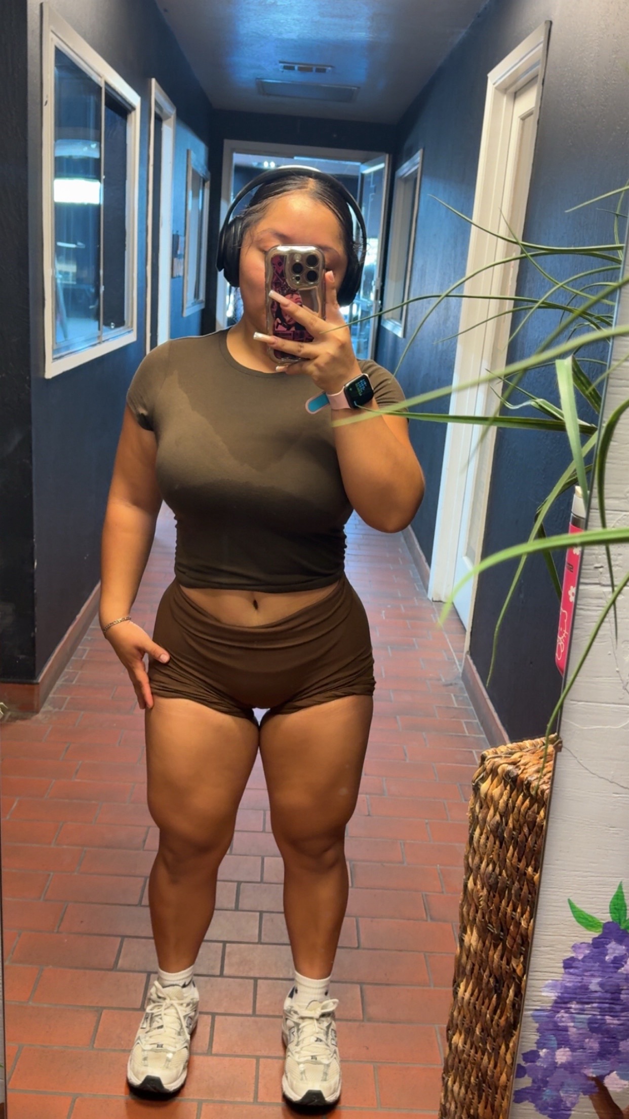 @Ysl_less