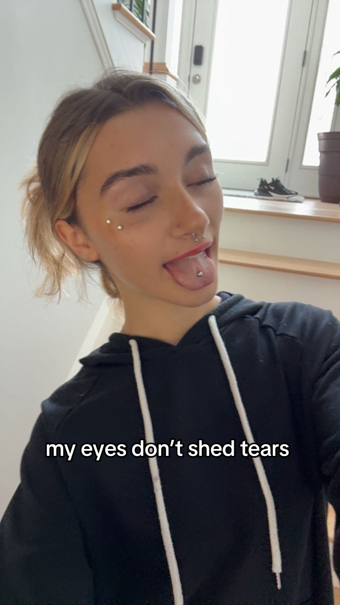@livy 𖣂