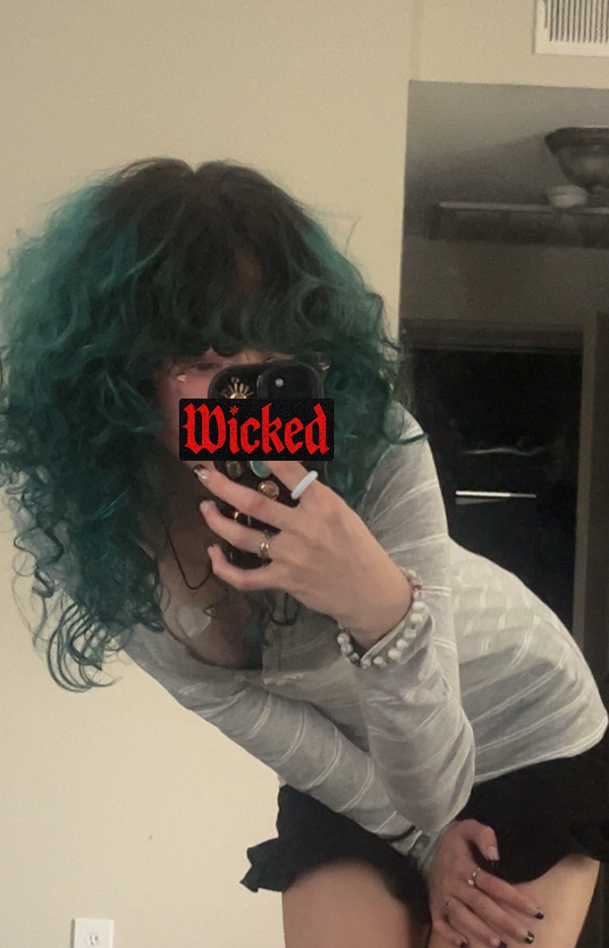 @j