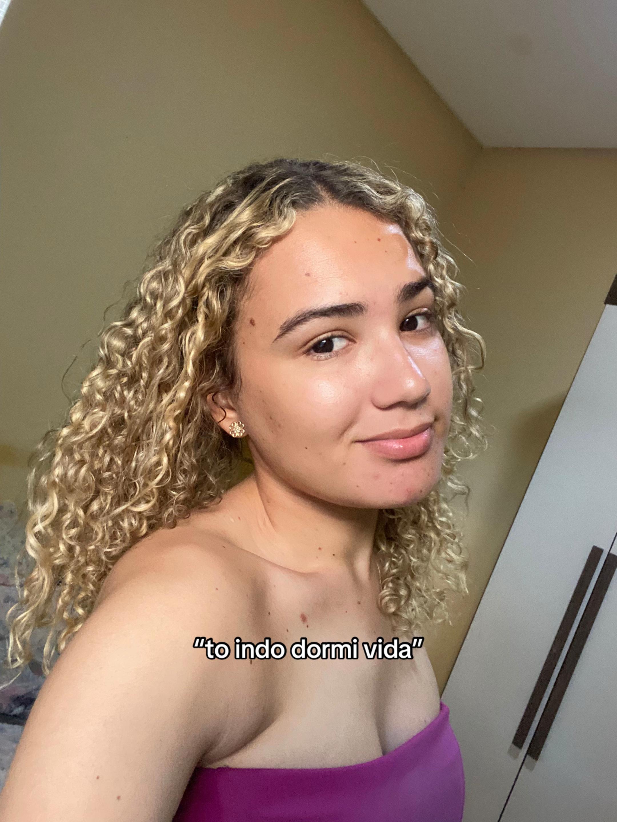 @Letícia