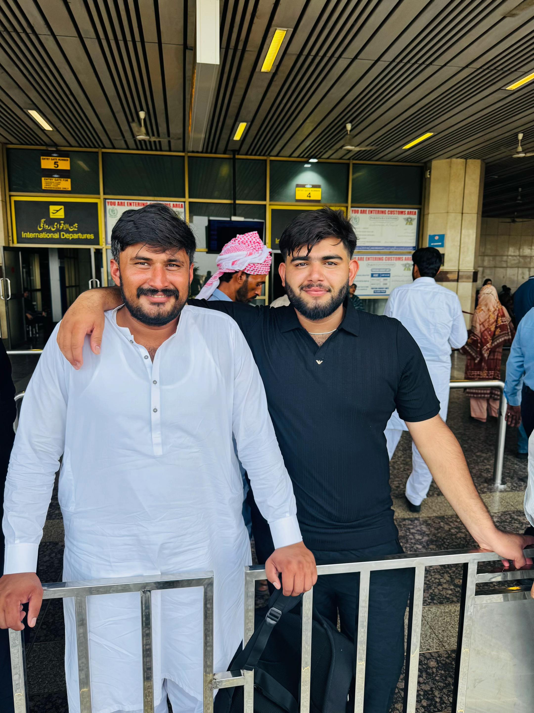 @ایمان وڑاہچ