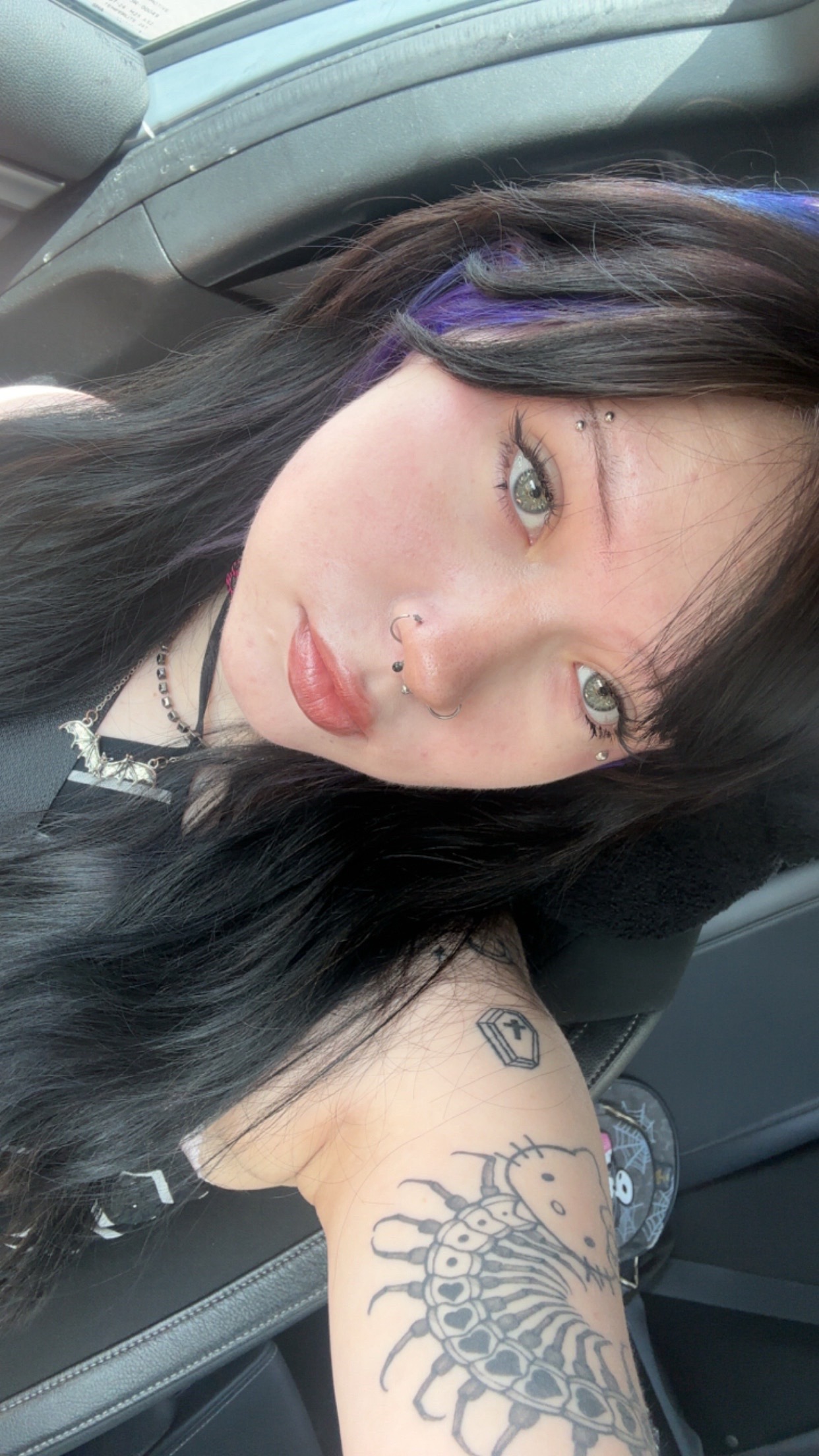 @notreal._.riley