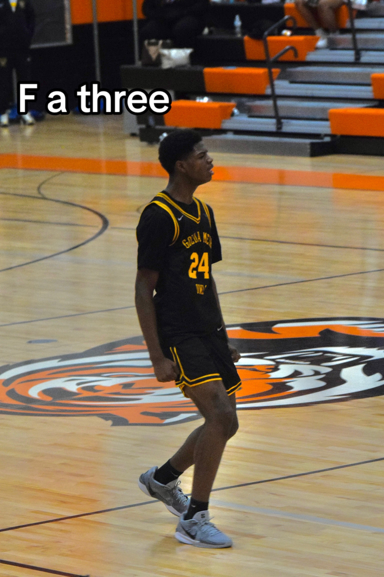 @chris_retic