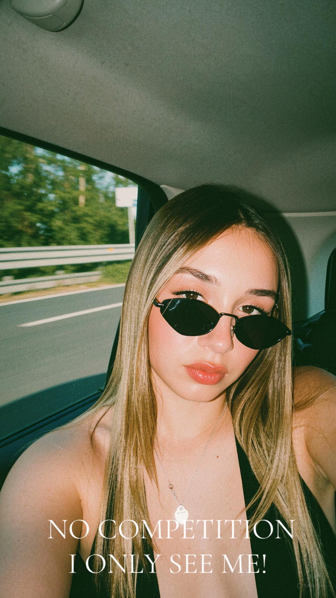 @𝒮.