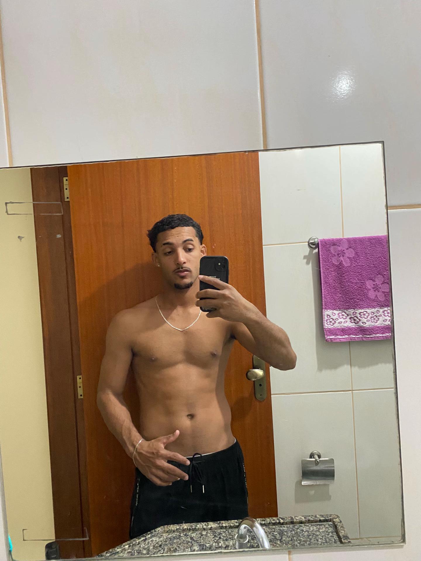 @vitor_mh22