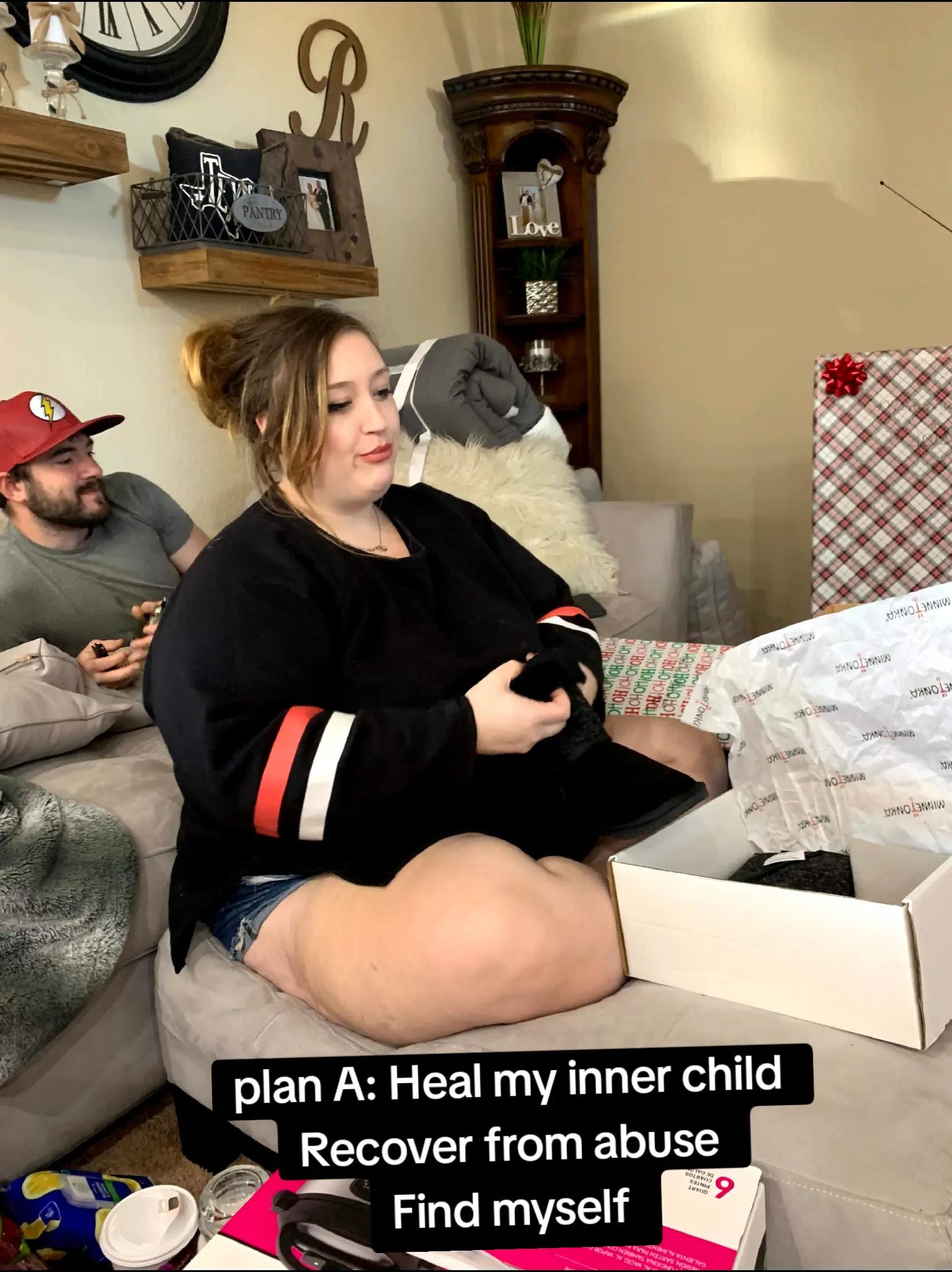 @Plushienova