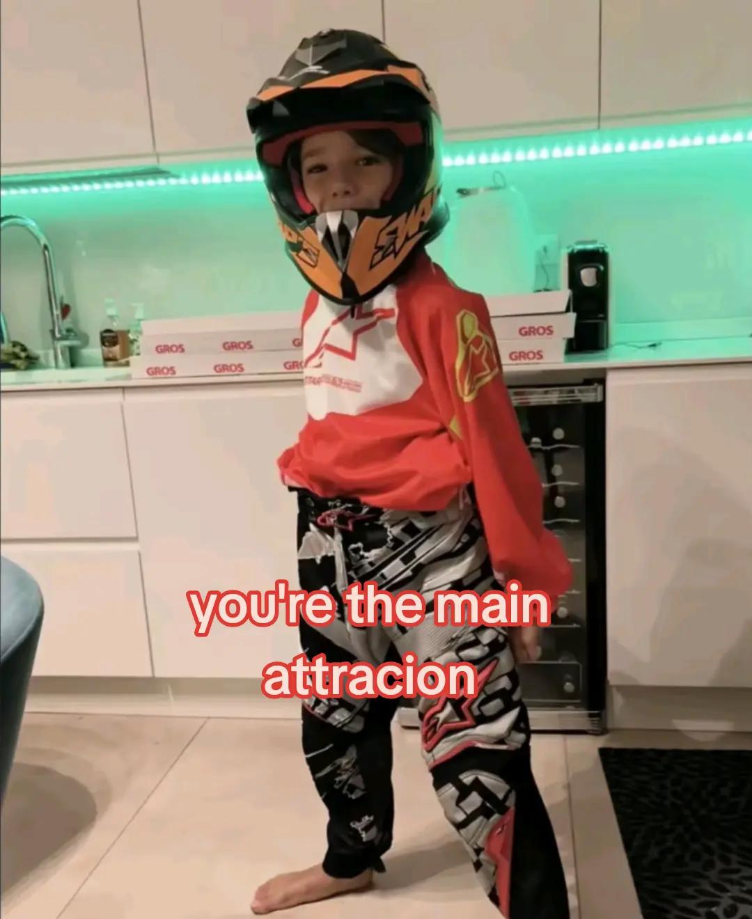 @~𝓒iamy🤘🏻