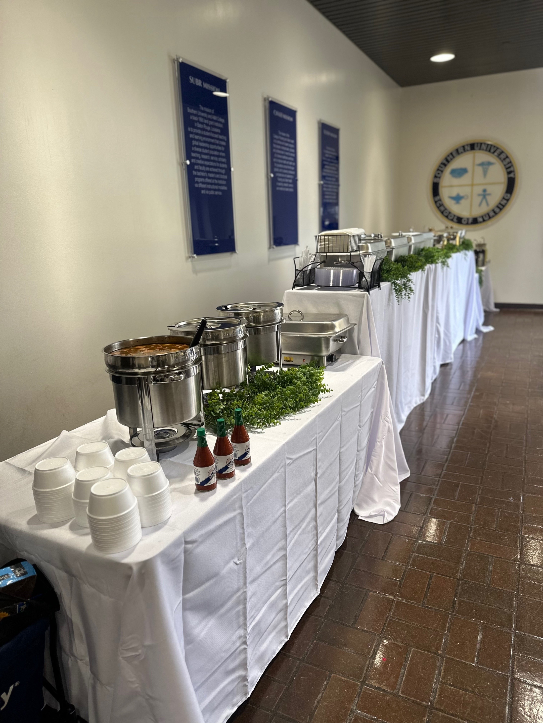 @DaRoyal3_Catering