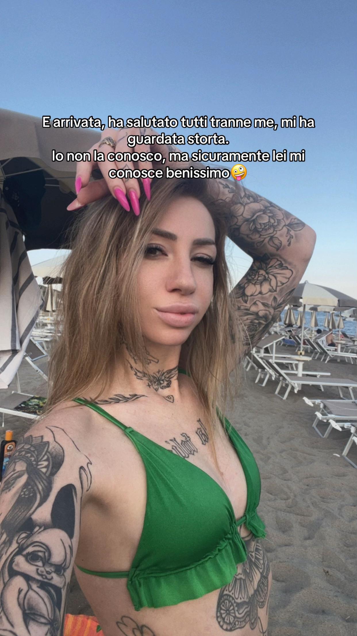 @BADBARBIE🩷