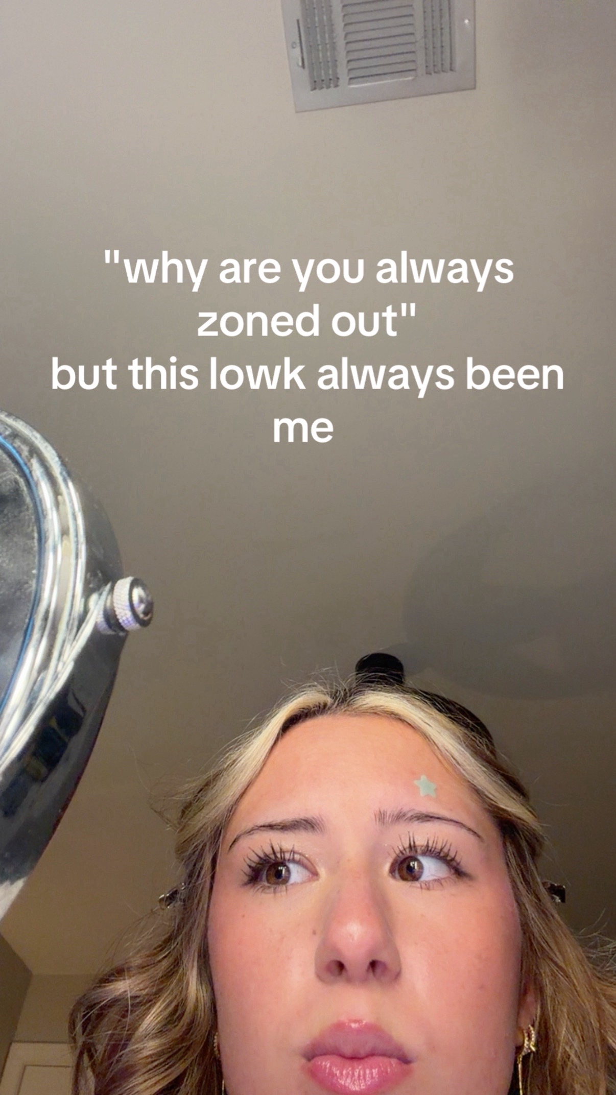 @nikkiolio