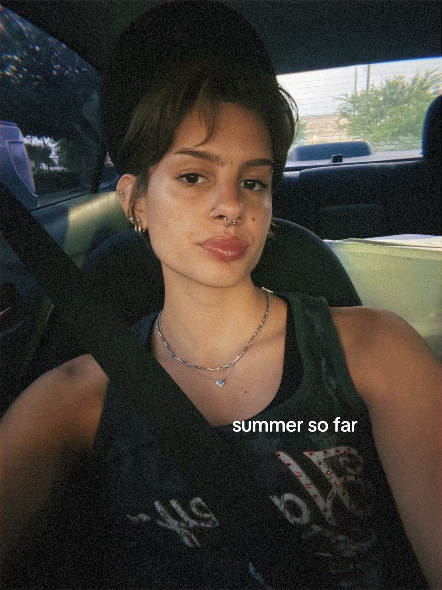 @uahdvashd