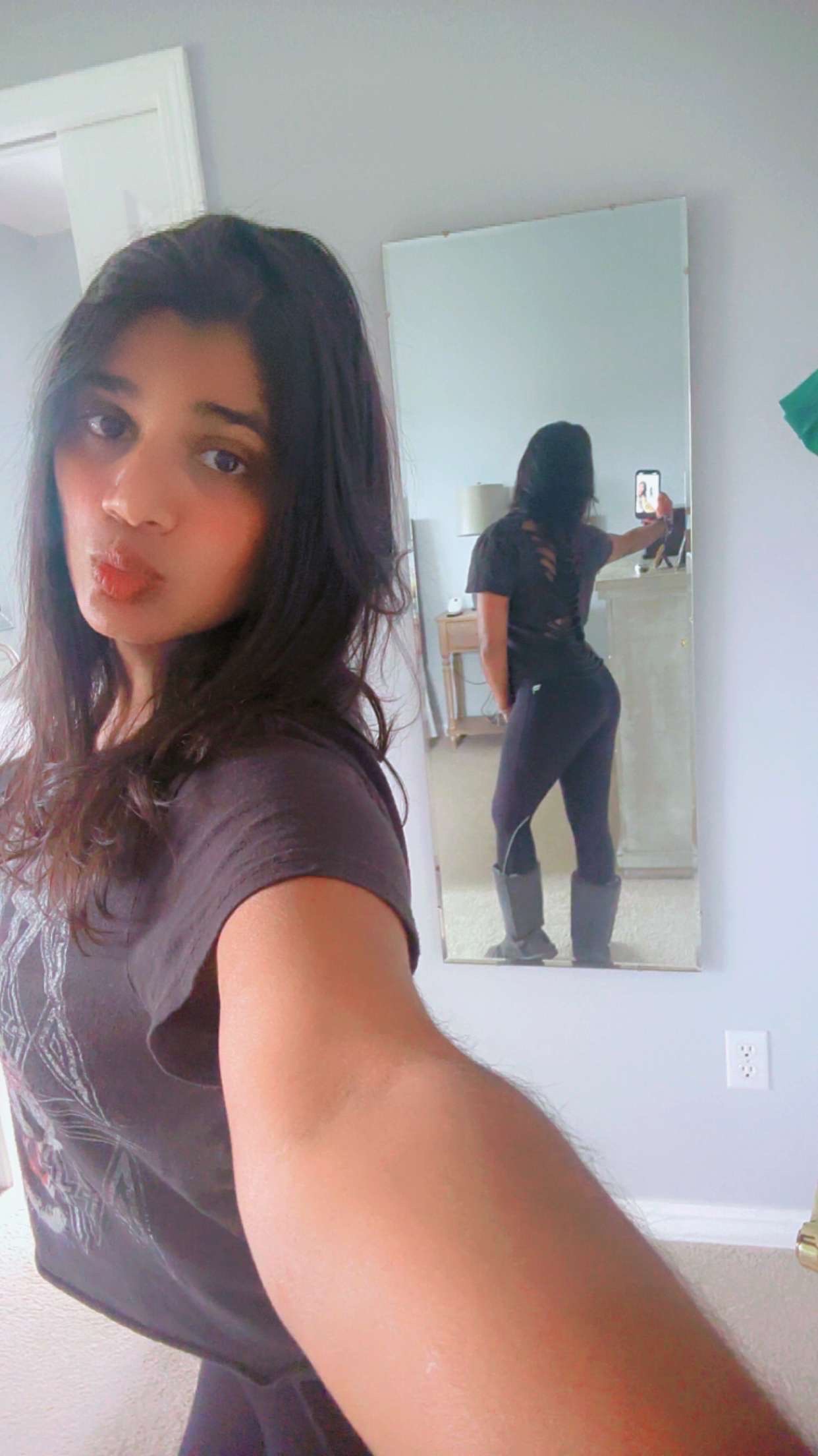 @Bhahawttie