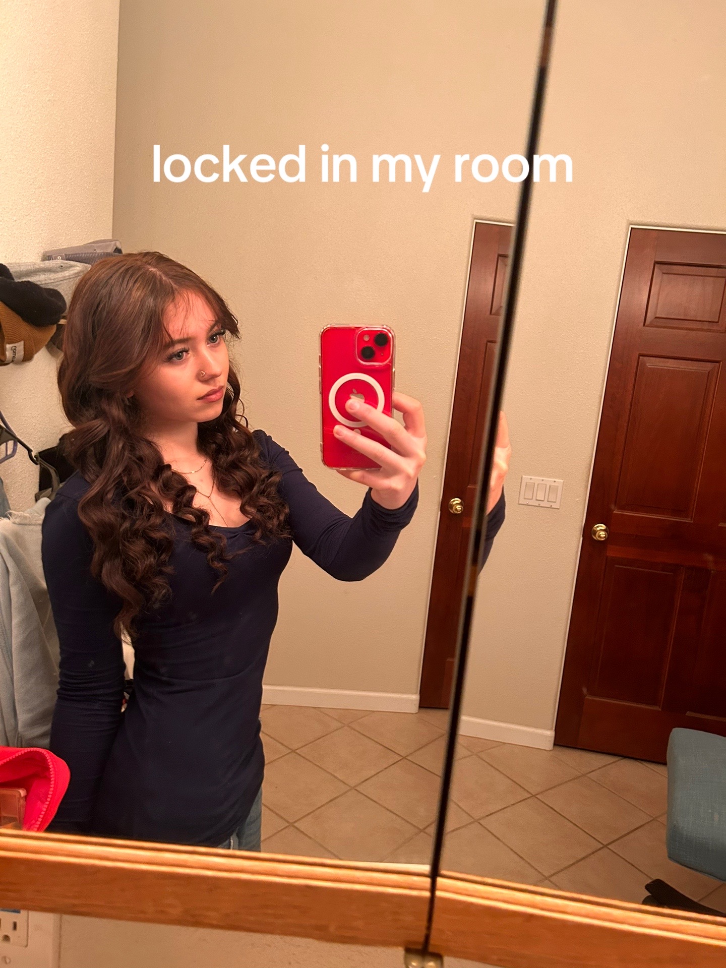 @𝓏𝒶𝓇𝒶💫