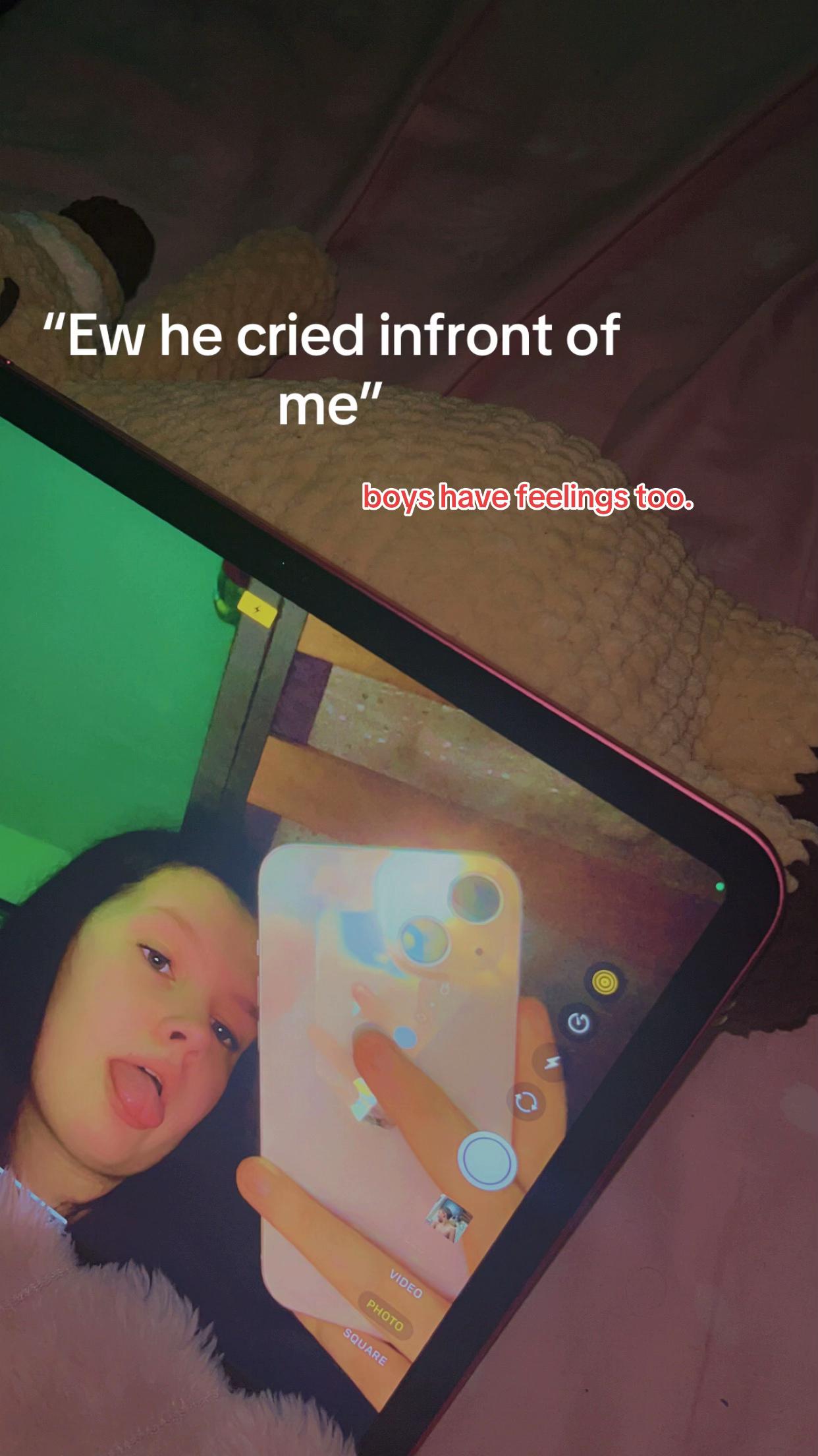 @Demi 💋🪩♾️™️