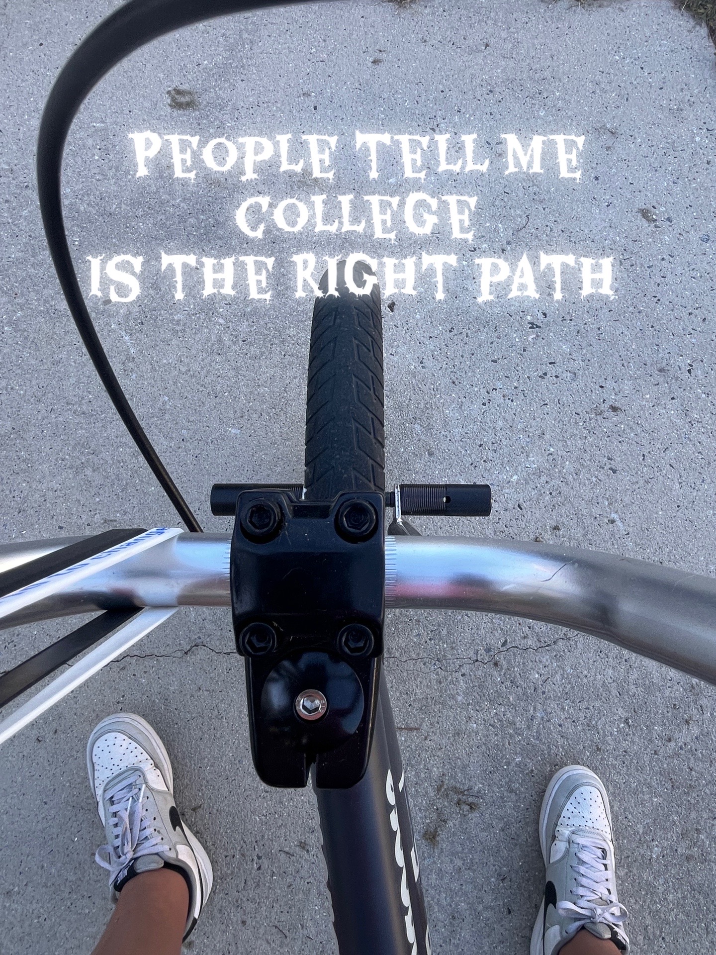 @️