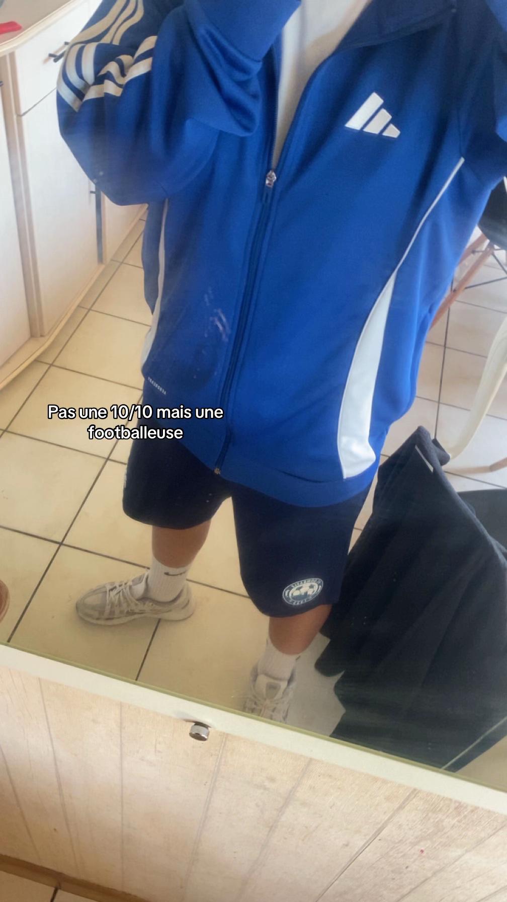 @Elysa