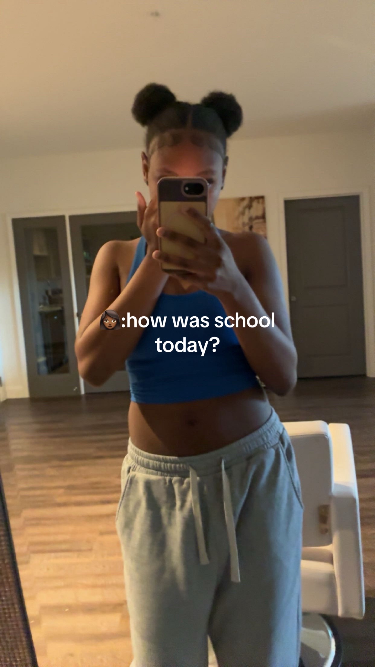 @🎭