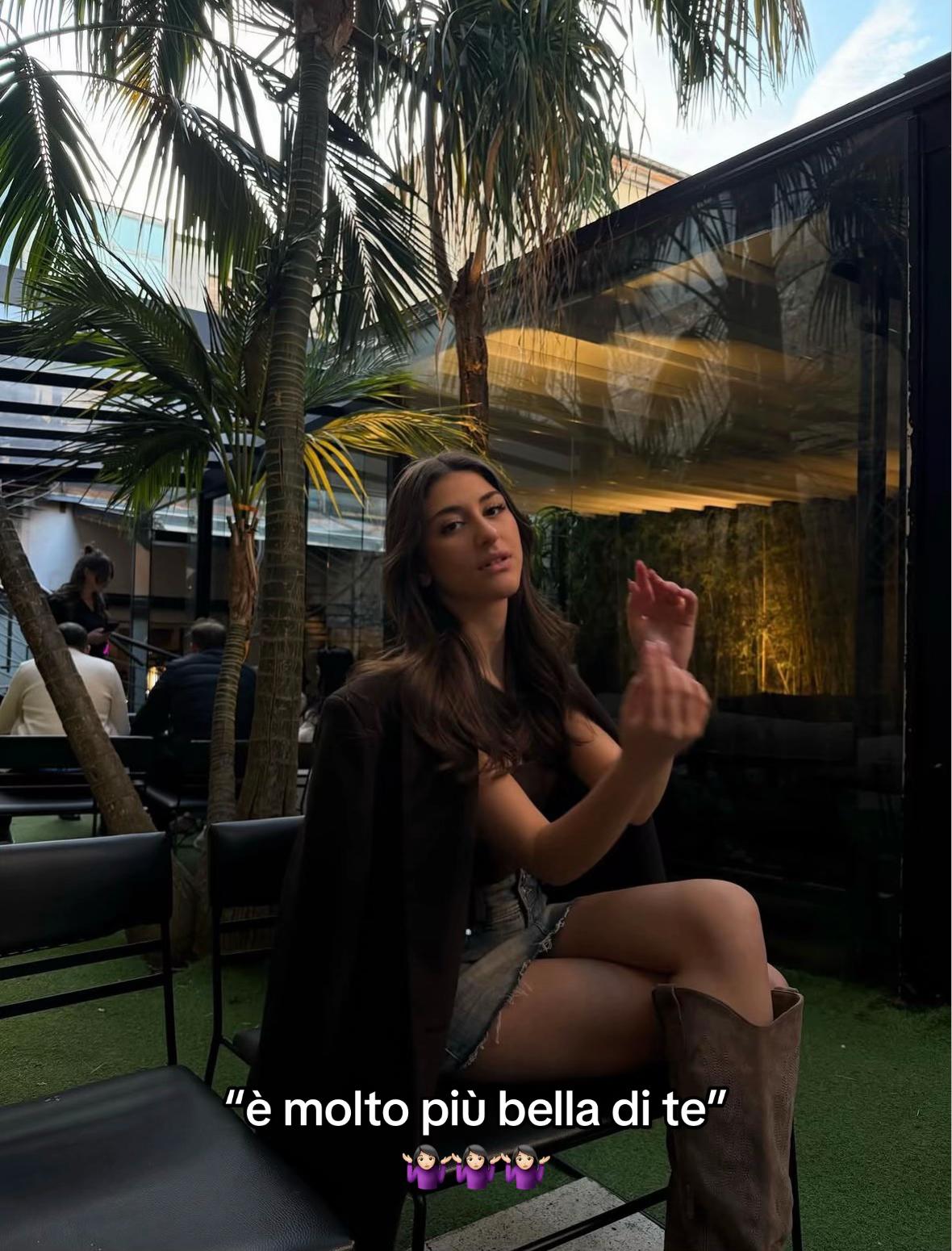@𐙚⋆&deg; 𝗠 𝚊 𝙧 𝓉 &iota; 𝑛 𝒶.🌺⋆ᥫ᭡