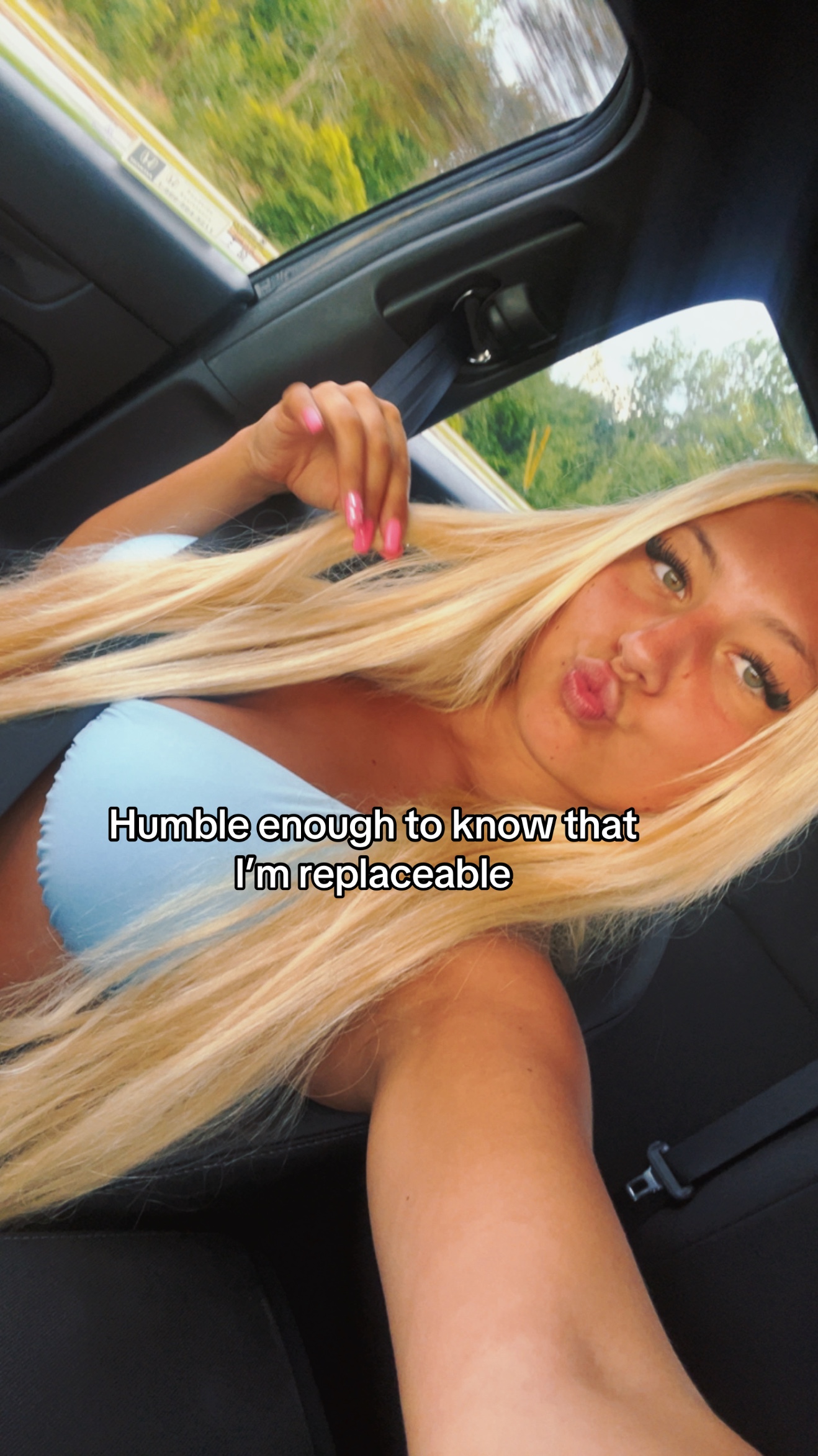 @dumbblondee110