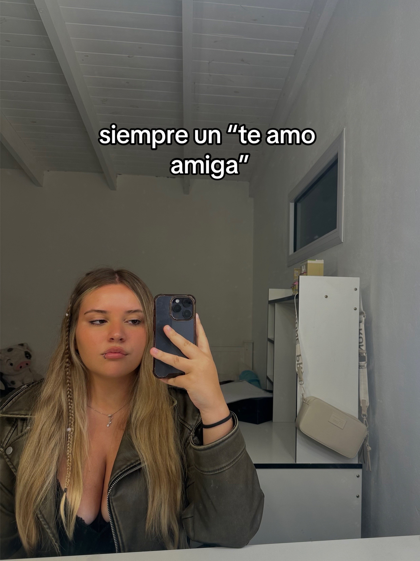 @C4M1