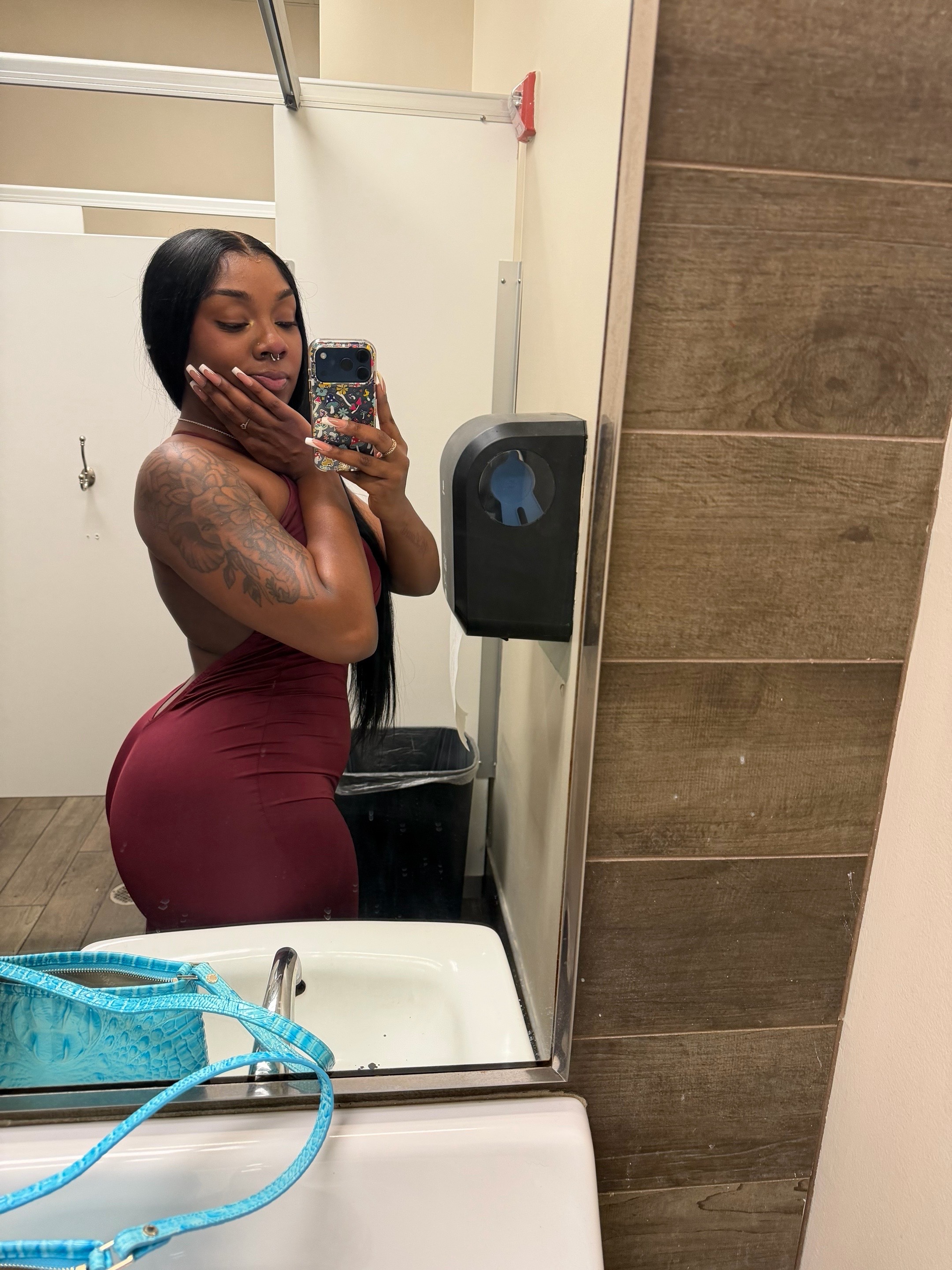 @RoAjaa🥰