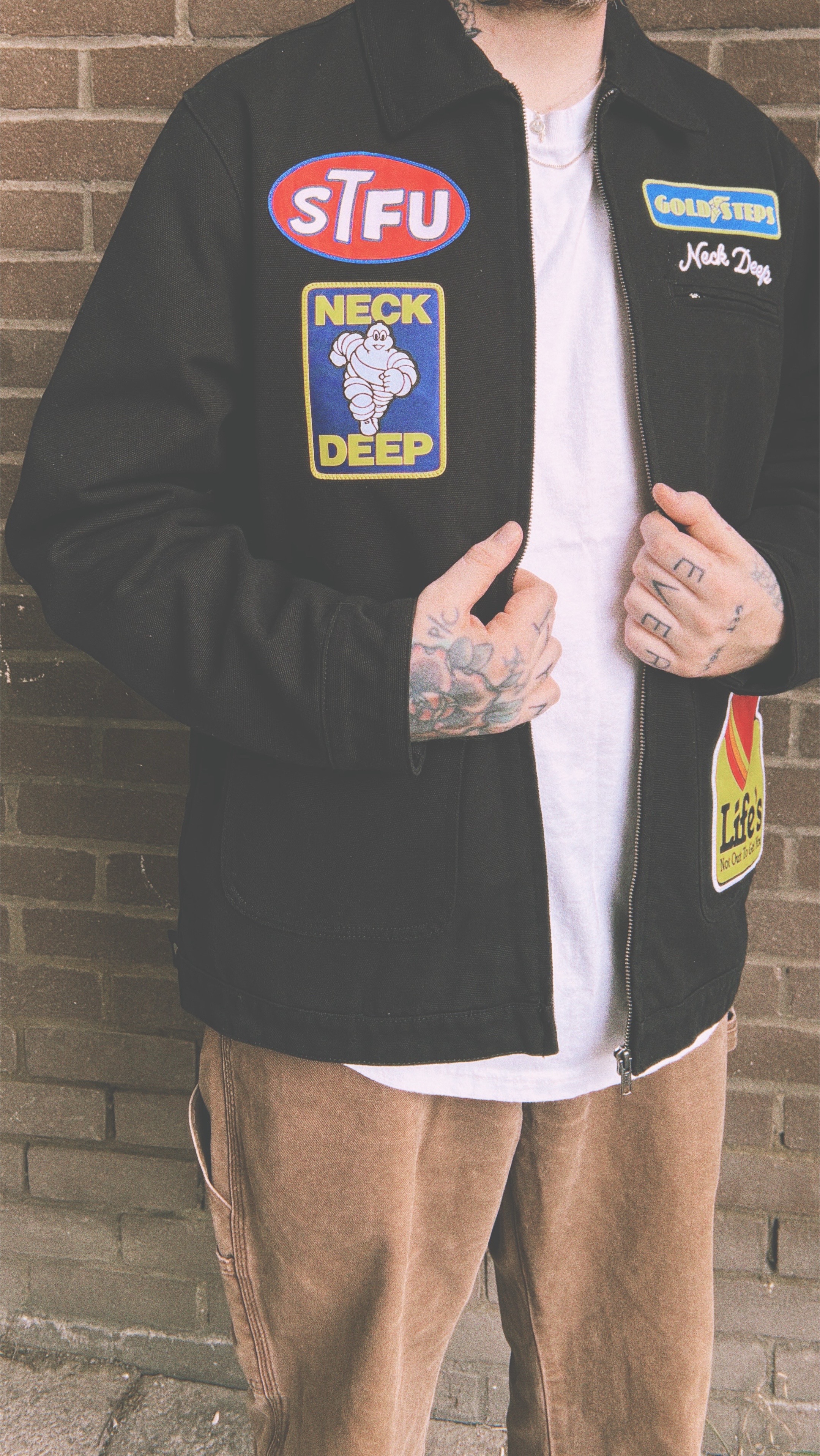 @Neck Deep