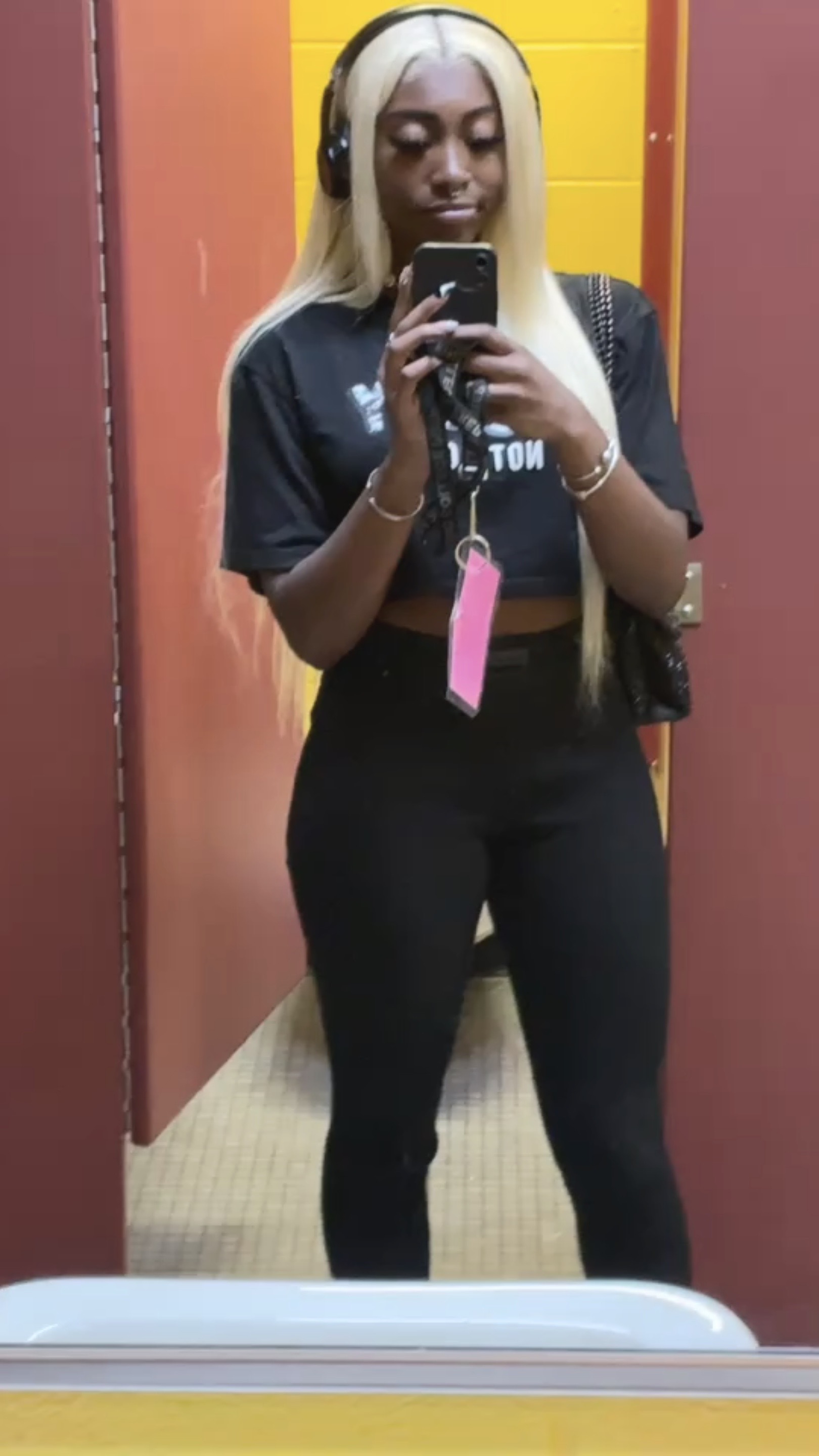 @Zarii